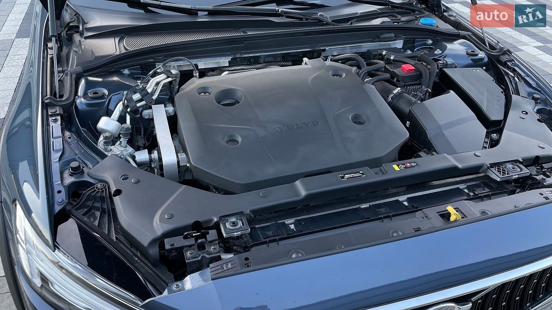 Volvo V60 Cross Country 2020 VIN YV1ZZK5VCM1072596 фото оголошення 84 з 87