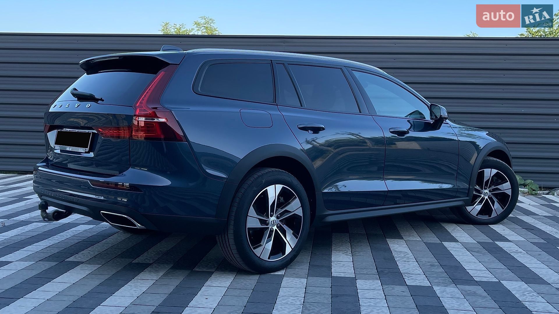 Volvo V60 Cross Country 2020 VIN YV1ZZK5VCM1072596 фото оголошення 19 з 87