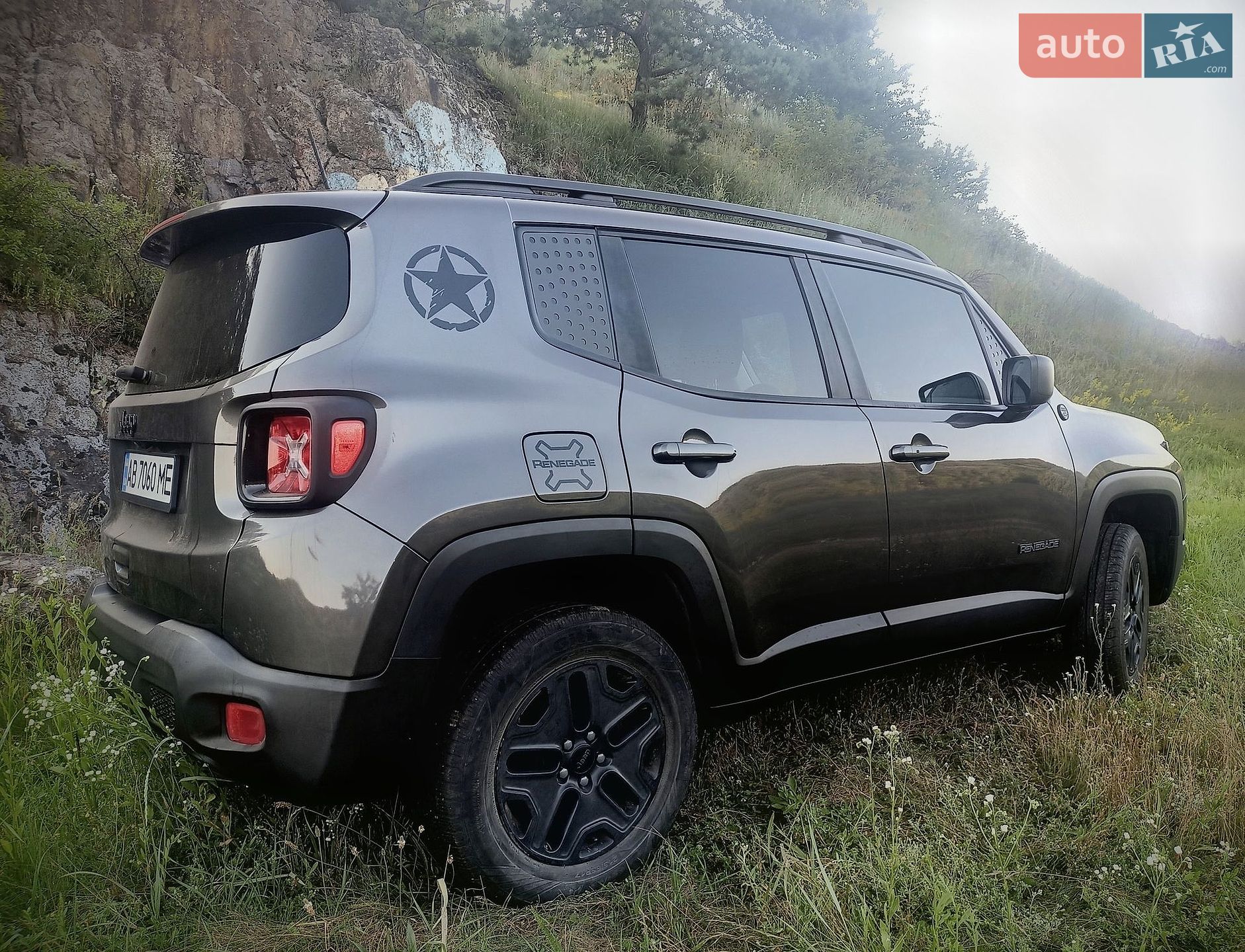 Jeep Renegade 2018 VIN ZACCJBAB5JPH80708 фото оголошення 10 з 31