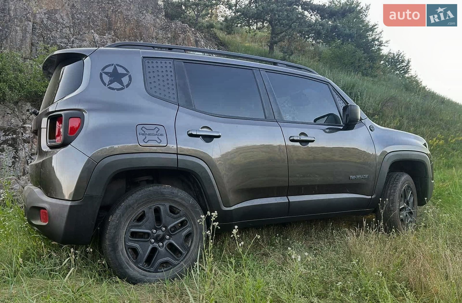 Jeep Renegade 2018 VIN ZACCJBAB5JPH80708 фото оголошення 11 з 31