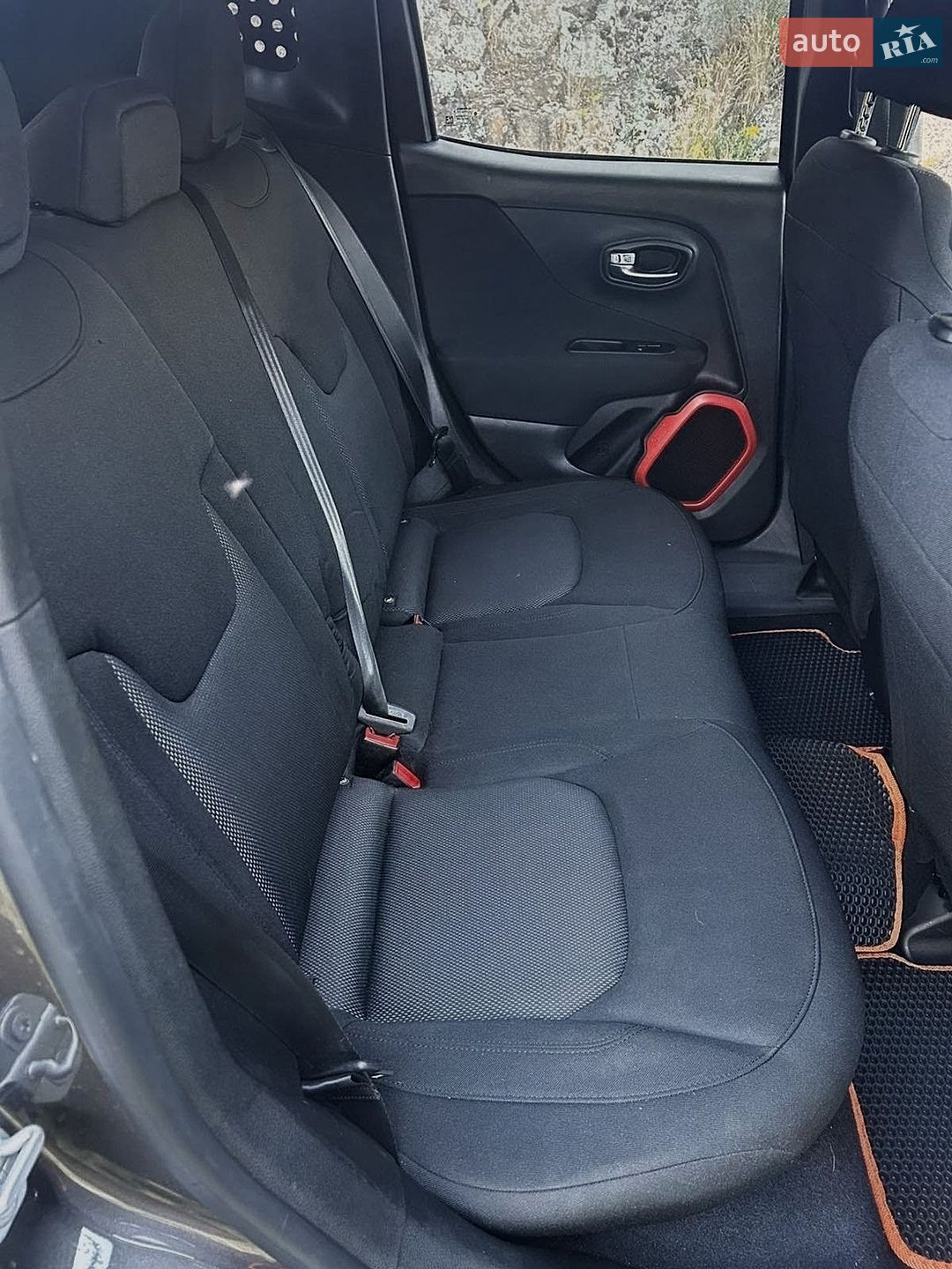 Jeep Renegade 2018 VIN ZACCJBAB5JPH80708 фото оголошення 28 з 31