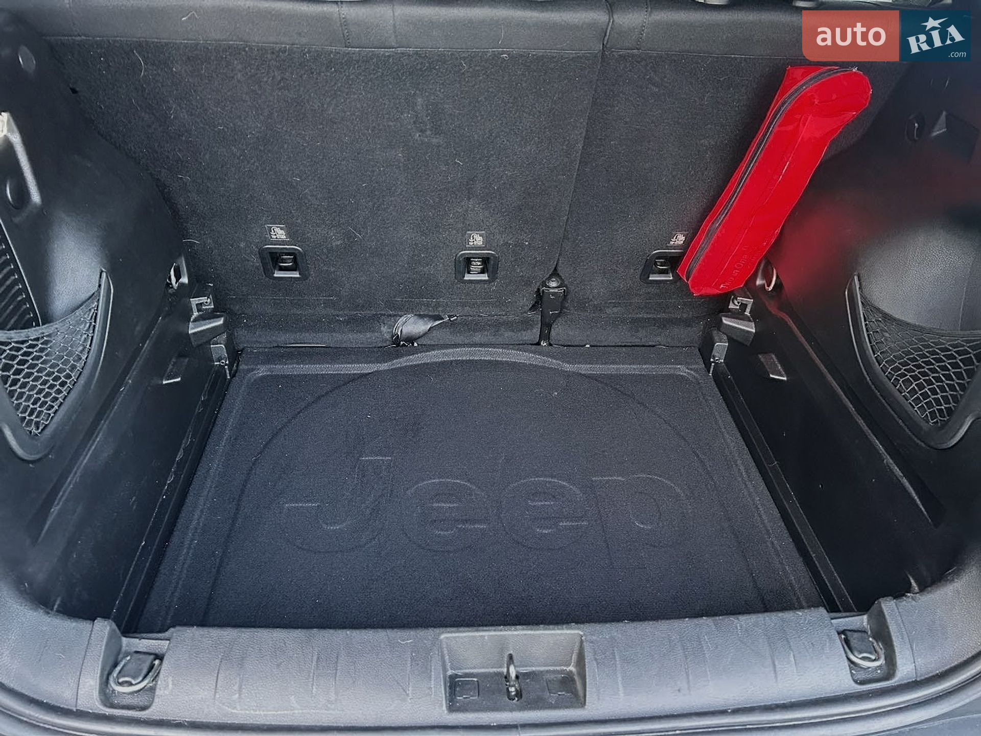 Jeep Renegade 2018 VIN ZACCJBAB5JPH80708 фото оголошення 29 з 31