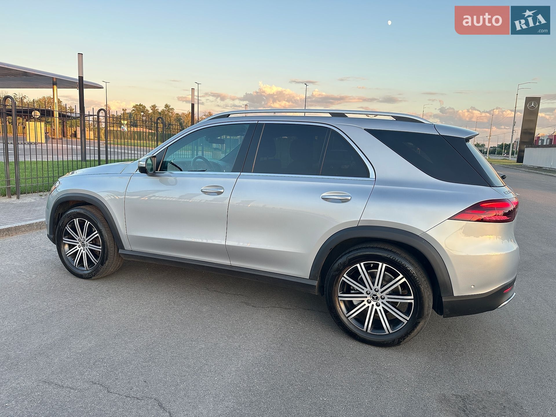 Mercedes-Benz GLE-Class 2024 VIN 4JGFB4FE8RB251604 фото оголошення 12 з 61