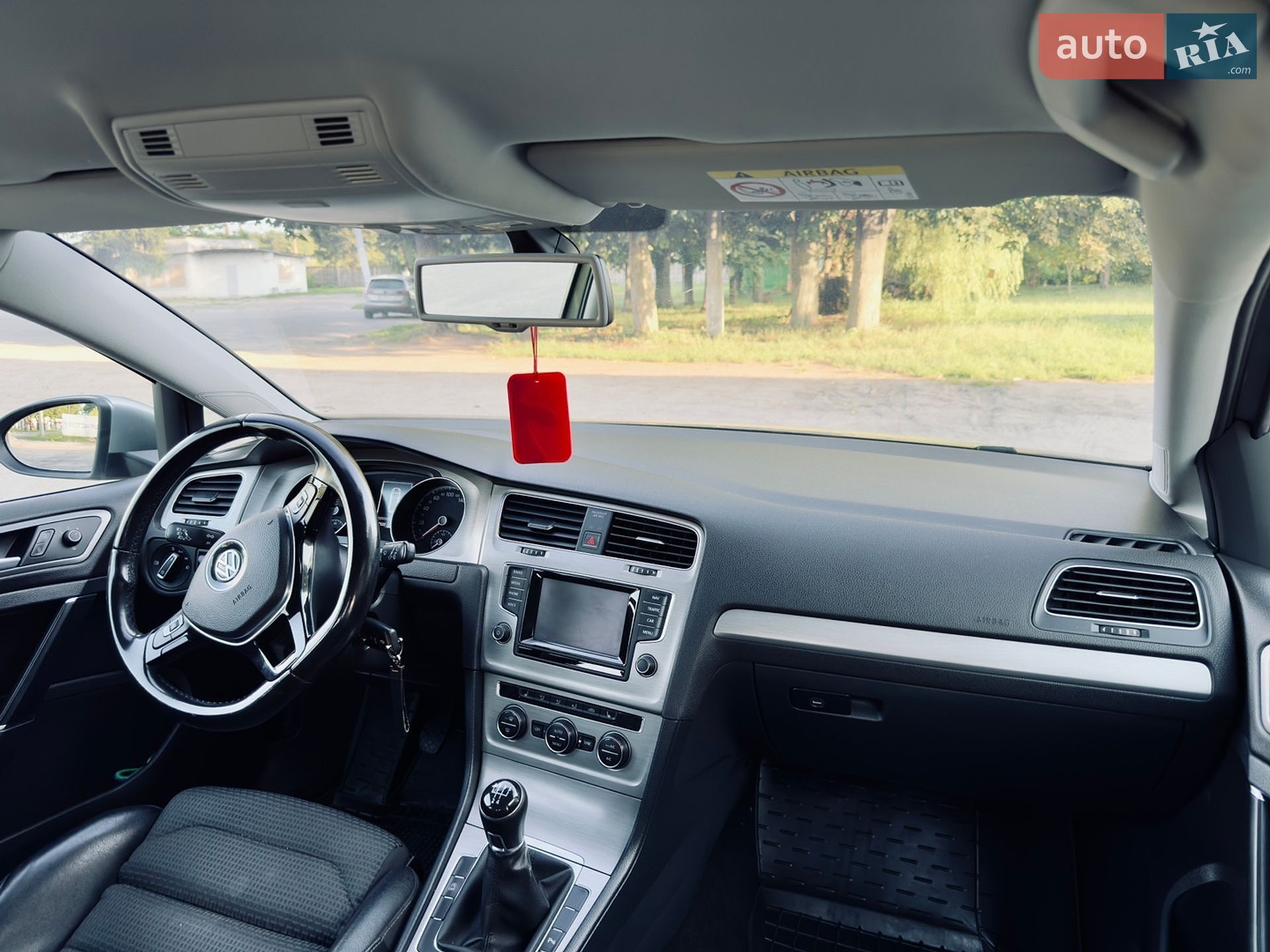Volkswagen Golf 2014 VIN WVWZZZAUZFP571550 фото оголошення 7 з 24