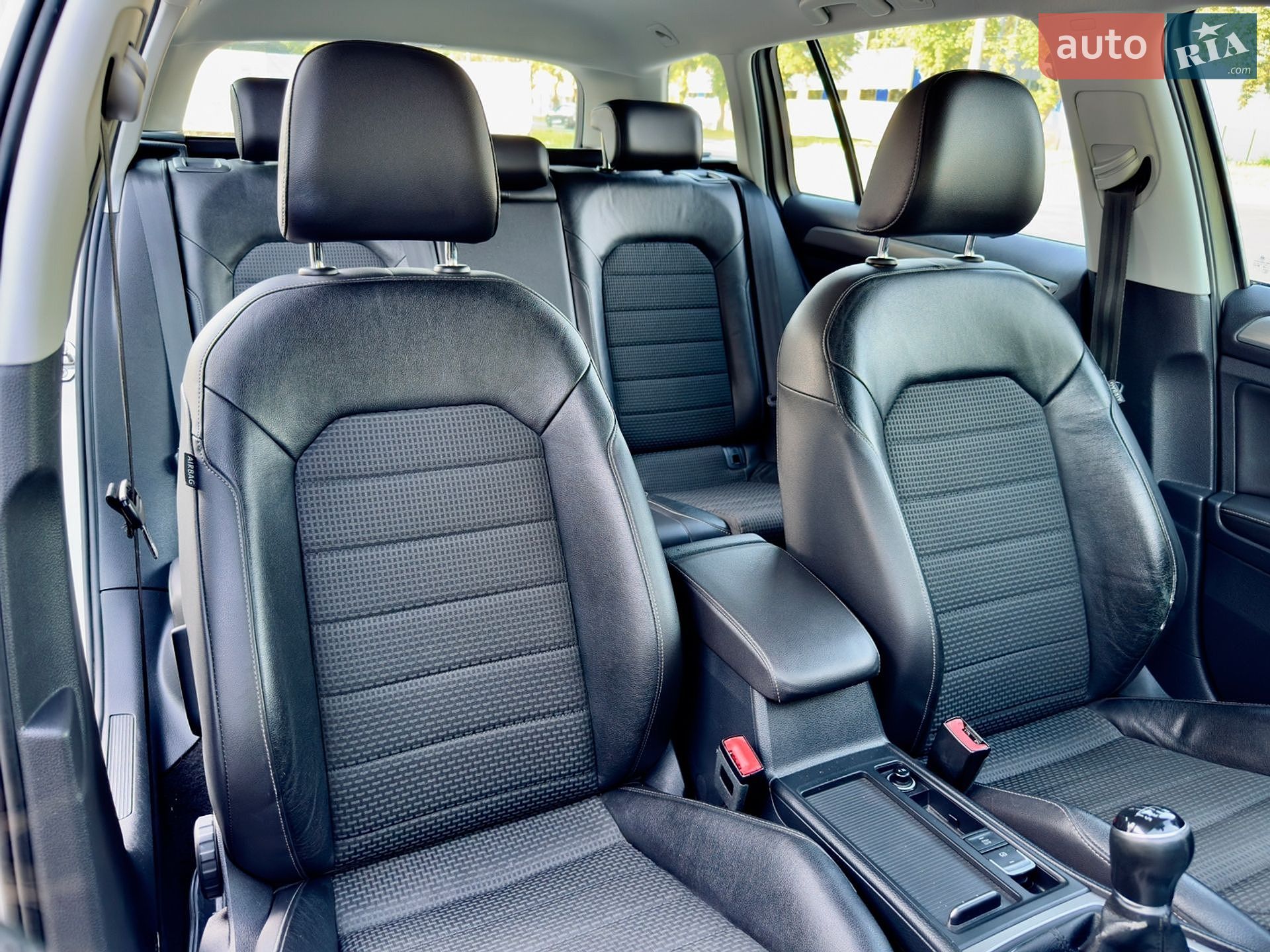 Volkswagen Golf 2014 VIN WVWZZZAUZFP571550 фото оголошення 11 з 24