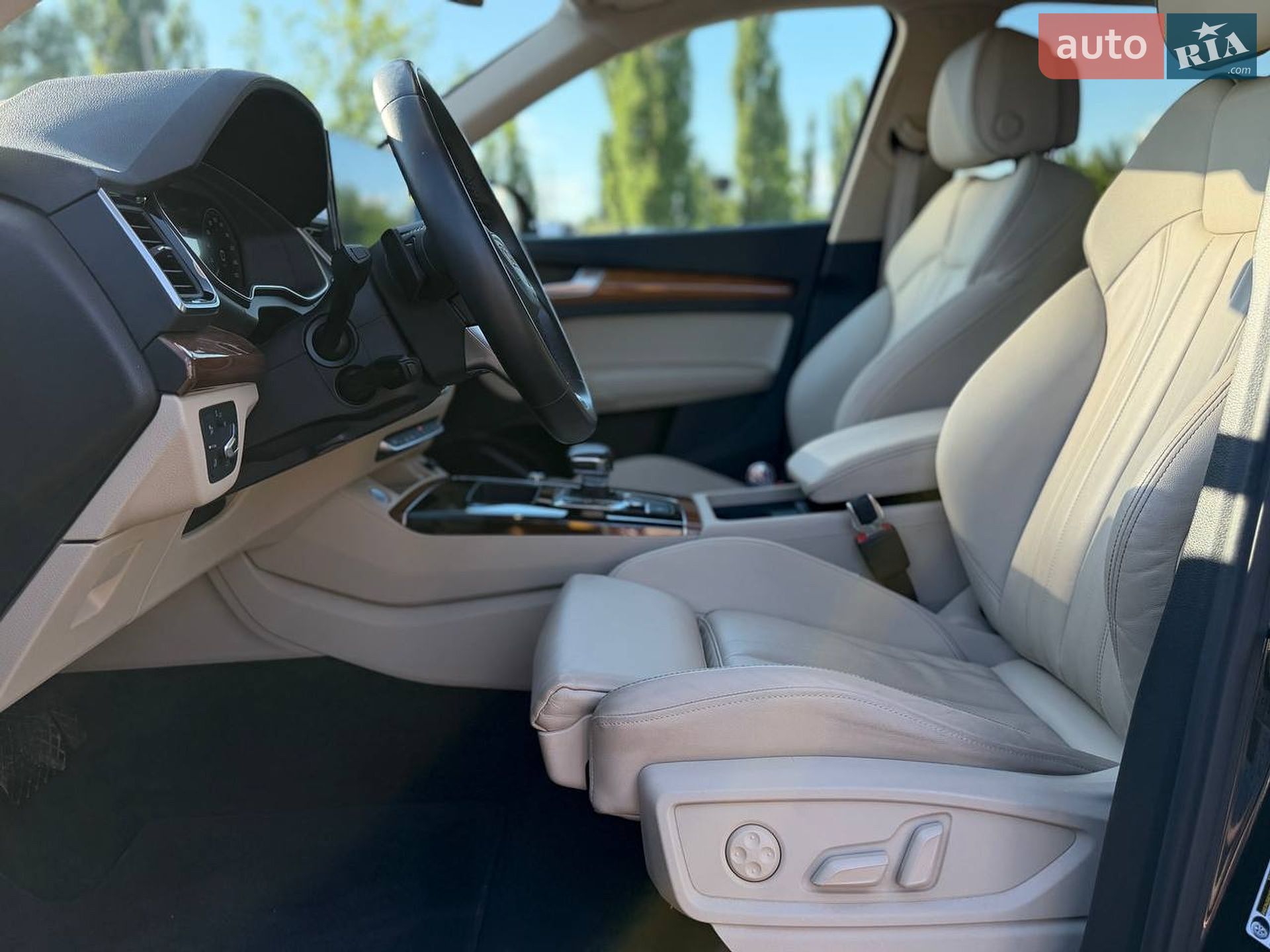 AUDI Q5 2023 VIN WA1G2AFY0P2088486 фото оголошення 14 з 41