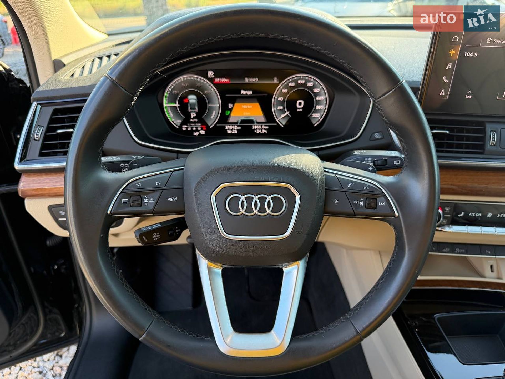 AUDI Q5 2023 VIN WA1G2AFY0P2088486 фото оголошення 17 з 41