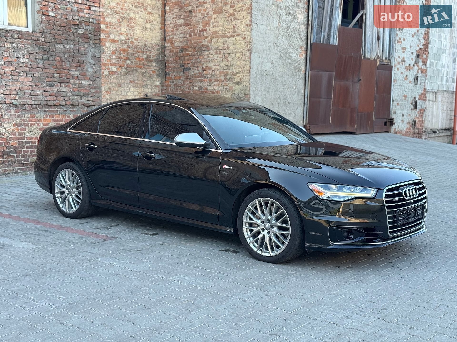 Audi A6 2016 VIN WAUHGAFC6GN084812 фото оголошення 10 з 34
