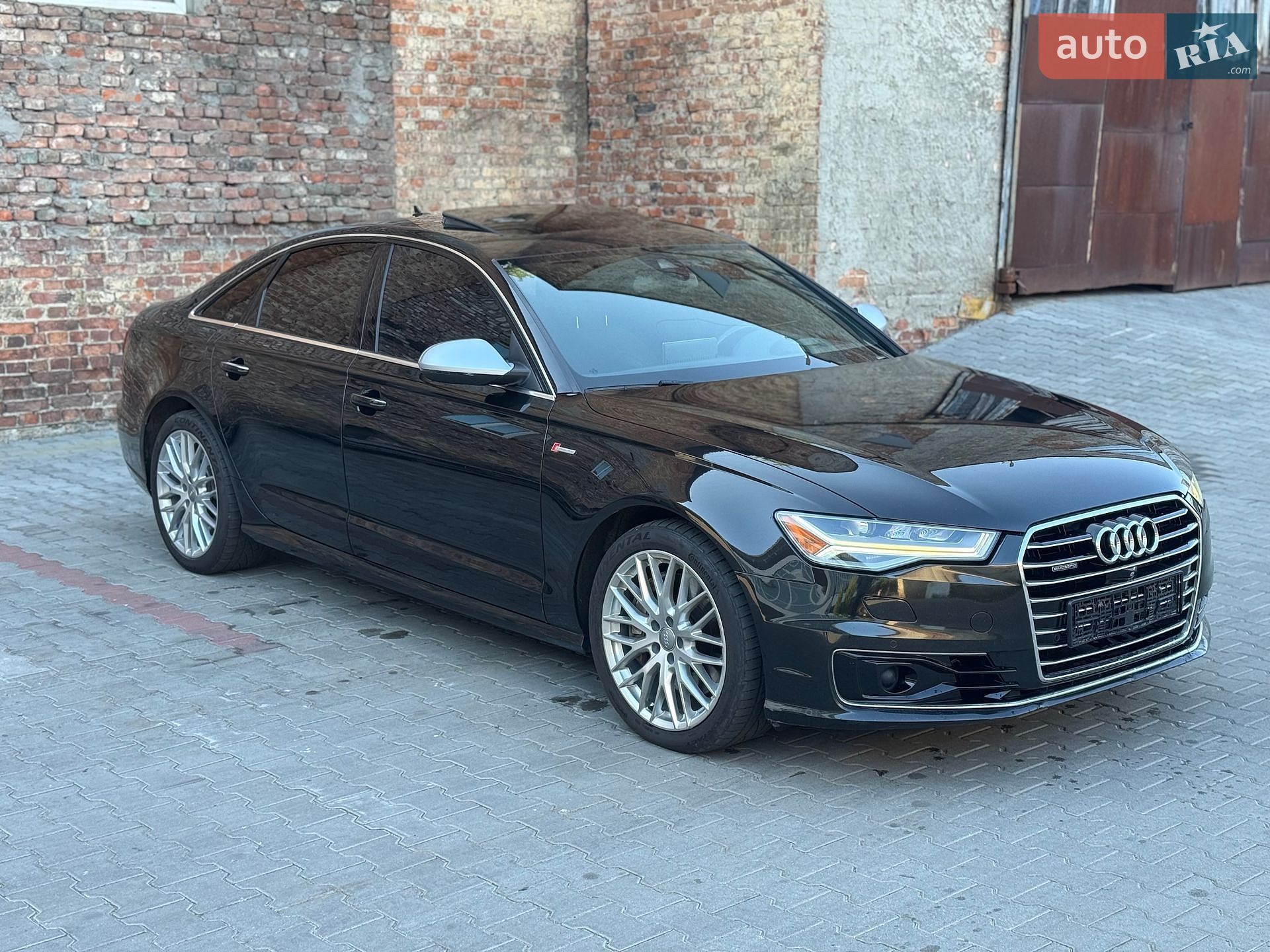 Audi A6 2016 VIN WAUHGAFC6GN084812 фото оголошення 12 з 34