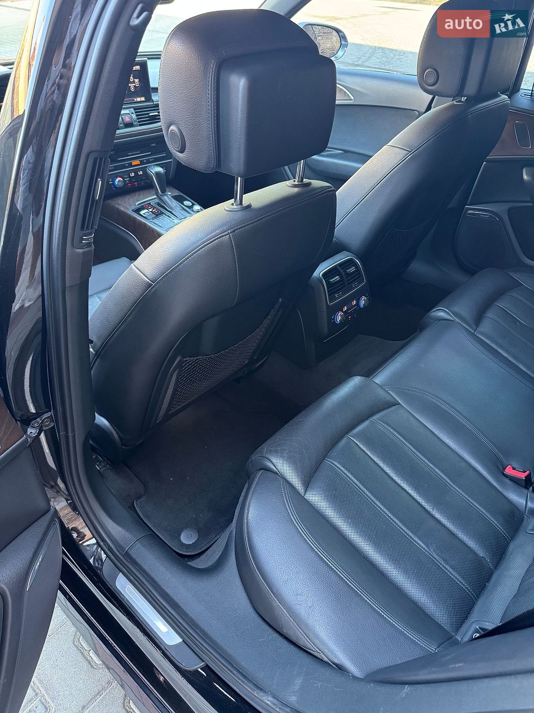 Audi A6 2016 VIN WAUHGAFC6GN084812 фото оголошення 29 з 34