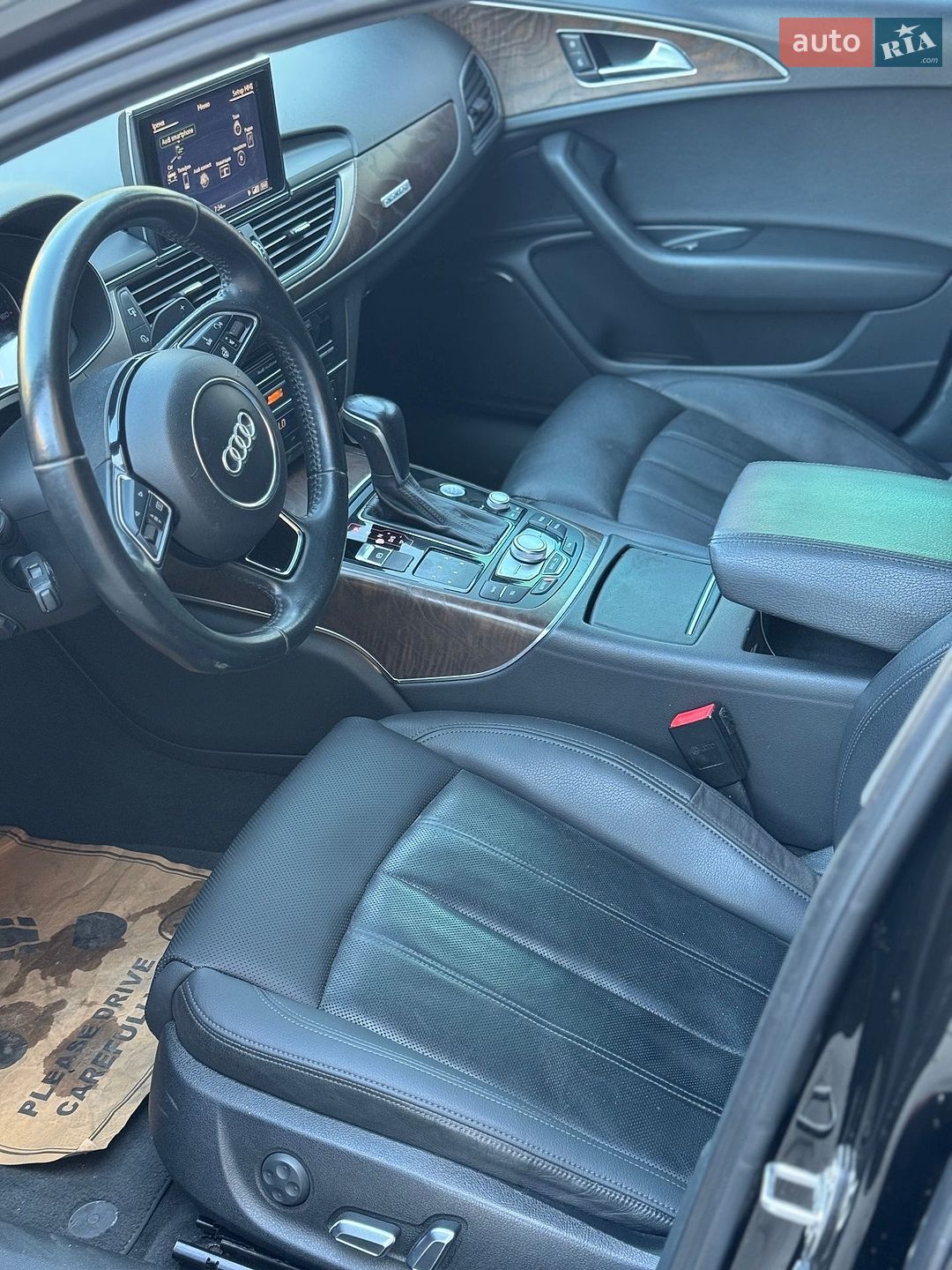 Audi A6 2016 VIN WAUHGAFC6GN084812 фото оголошення 16 з 34