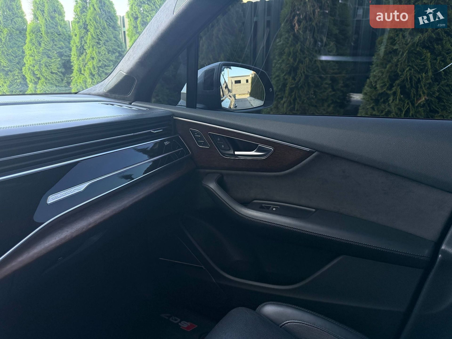 Audi Q7 2020 VIN WA1VXAF73LD006779 фото оголошення 33 з 67