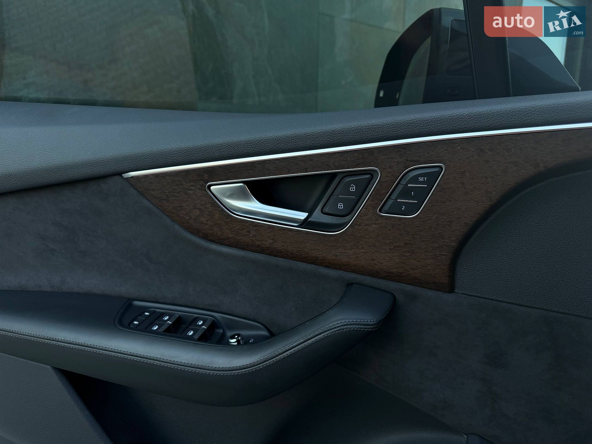 Audi Q7 2020 VIN WA1VXAF73LD006779 фото оголошення 27 з 67