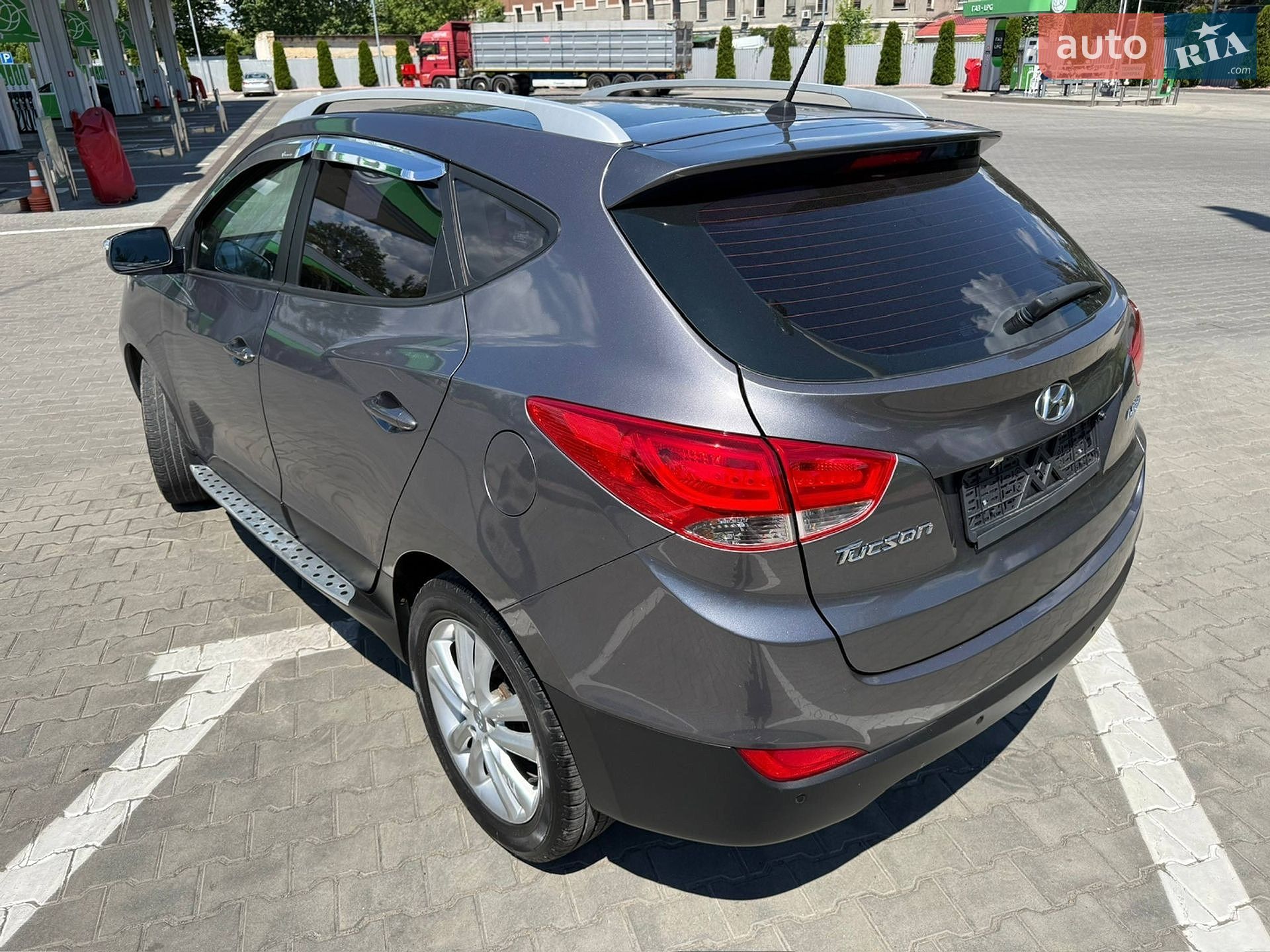 Hyundai ix35 2011 VIN KMHJU81VBBU278511 фото оголошення 4 з 58