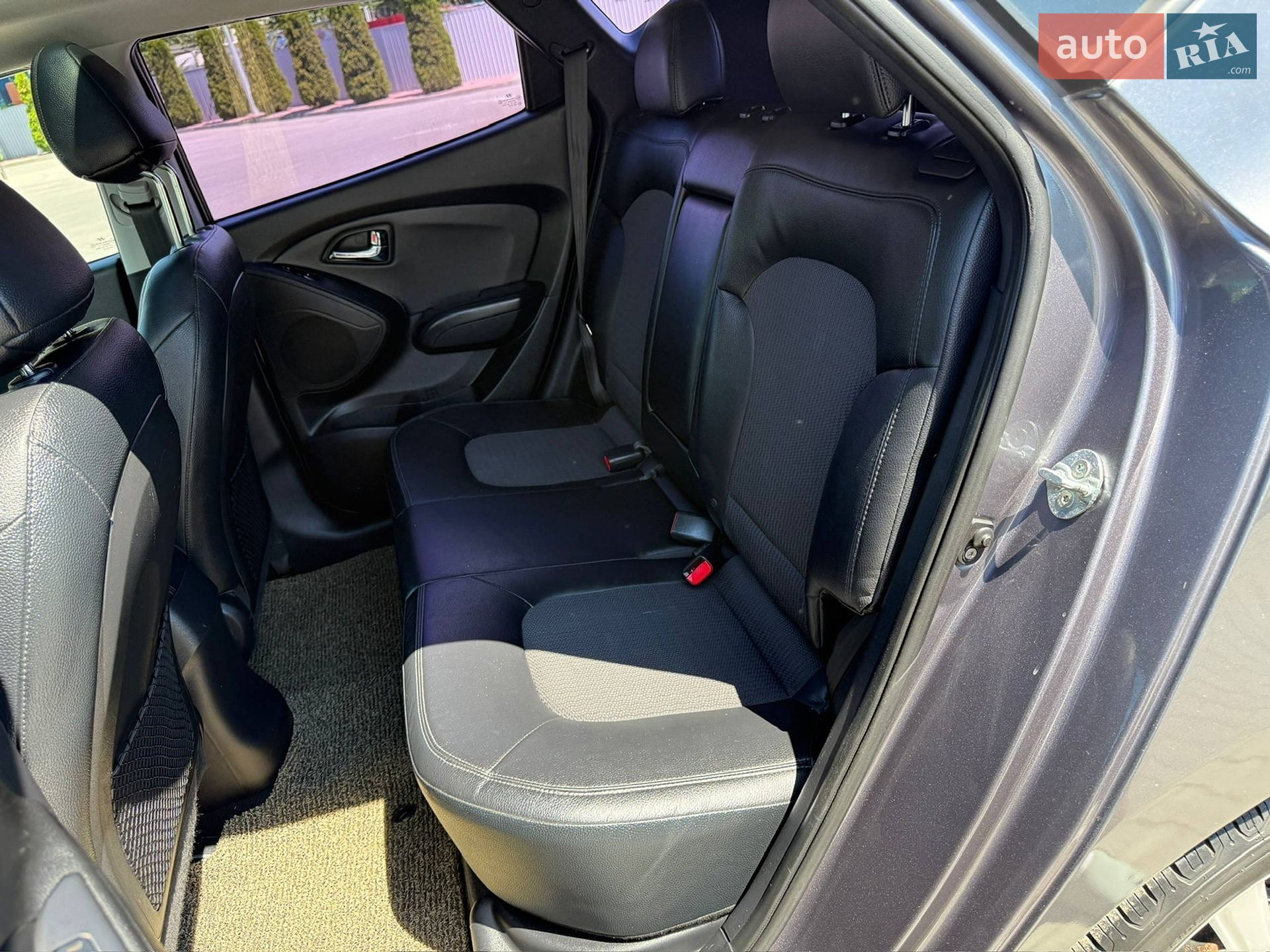 Hyundai ix35 2011 VIN KMHJU81VBBU278511 фото оголошення 31 з 58