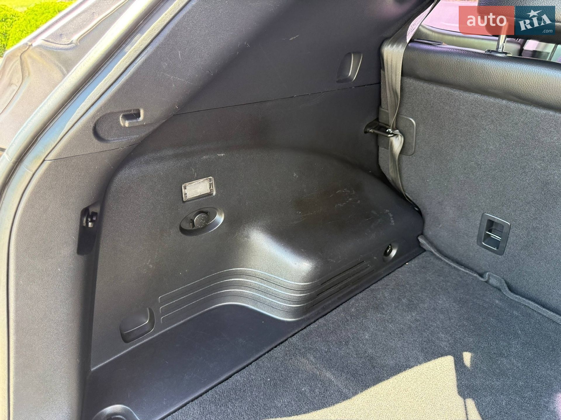 Hyundai ix35 2011 VIN KMHJU81VBBU278511 фото оголошення 41 з 58