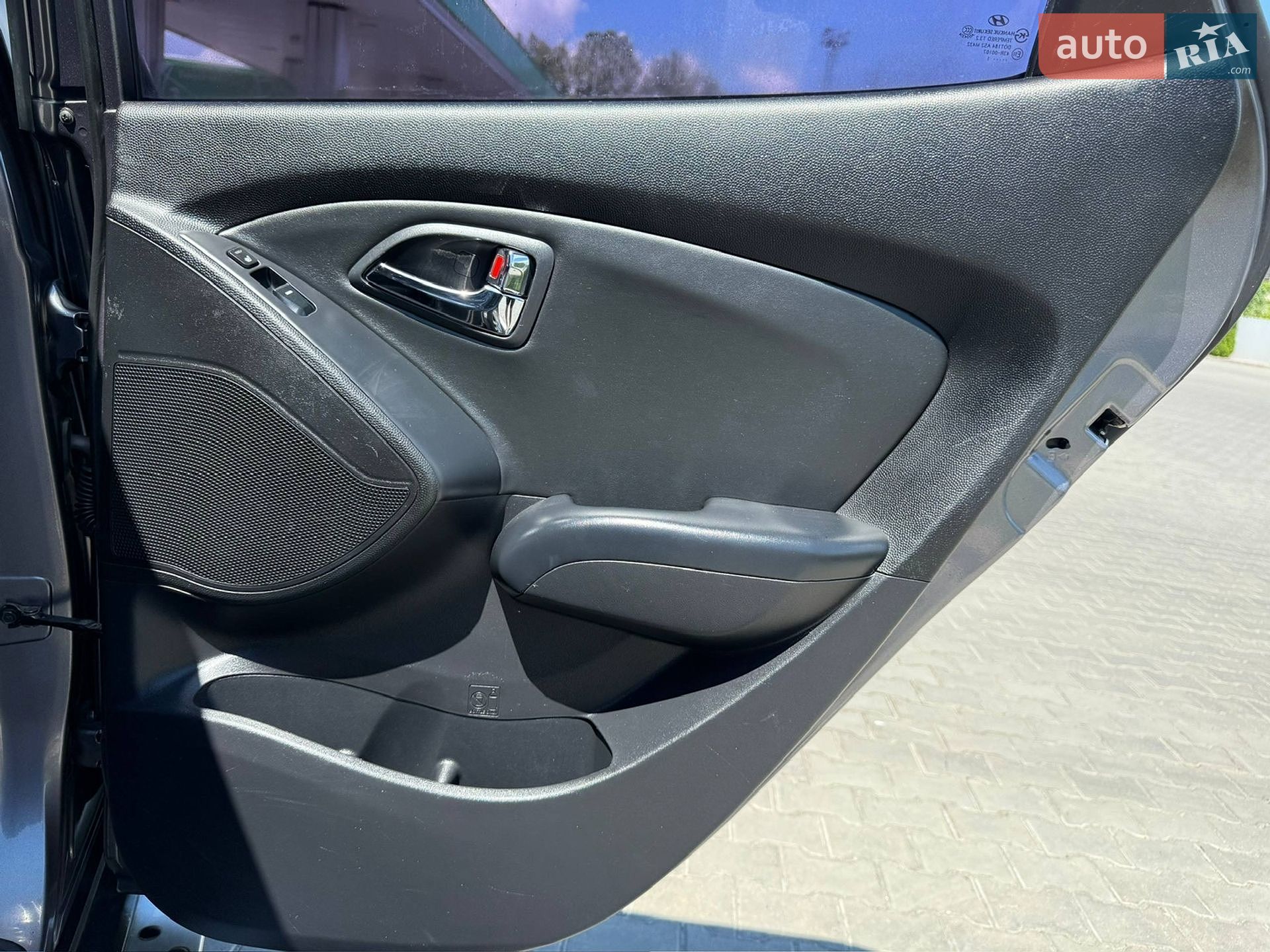 Hyundai ix35 2011 VIN KMHJU81VBBU278511 фото оголошення 44 з 58