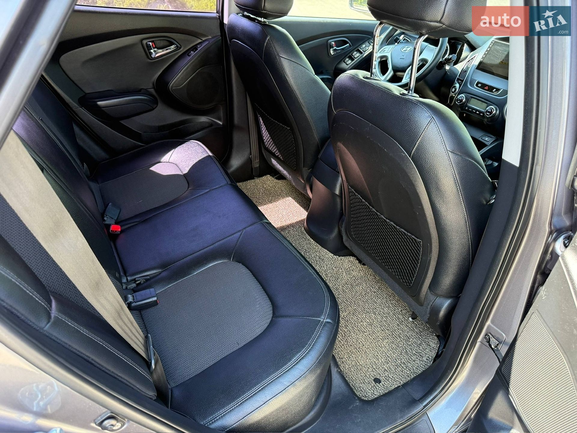 Hyundai ix35 2011 VIN KMHJU81VBBU278511 фото оголошення 45 з 58