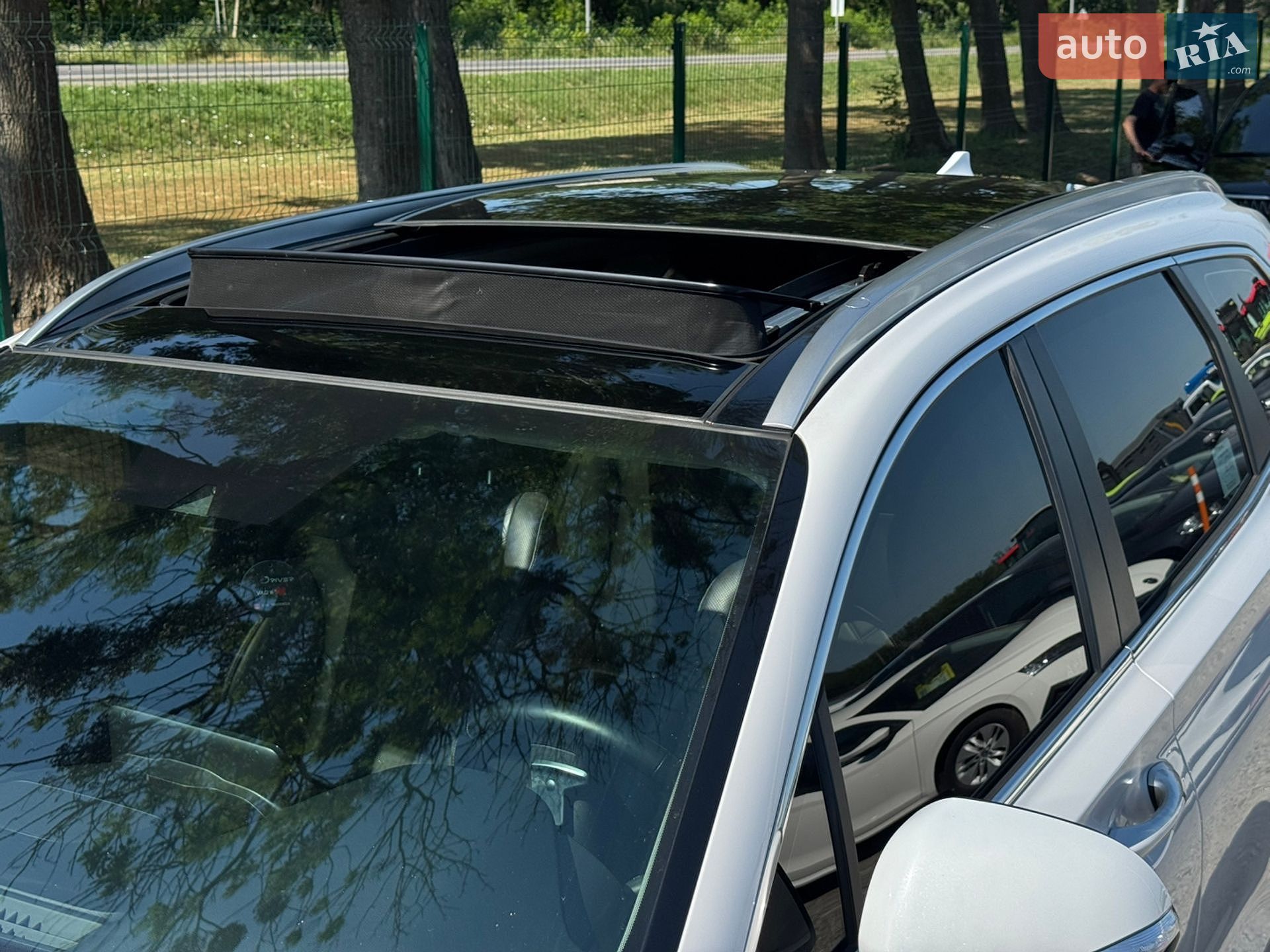 Hyundai Santa FE 2021 VIN KMHS281HHMU388468 фото оголошення 3 з 48