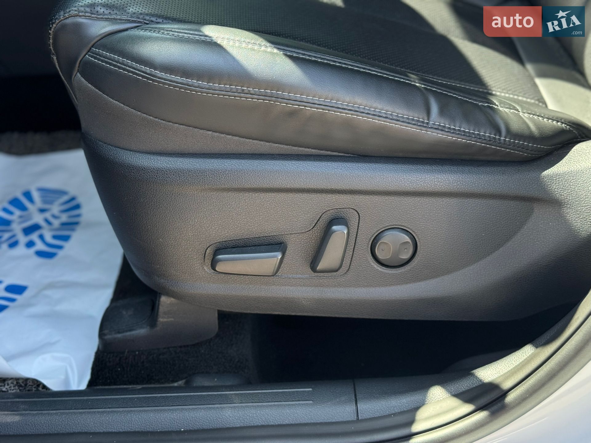 Hyundai Santa FE 2021 VIN KMHS281HHMU388468 фото оголошення 18 з 48