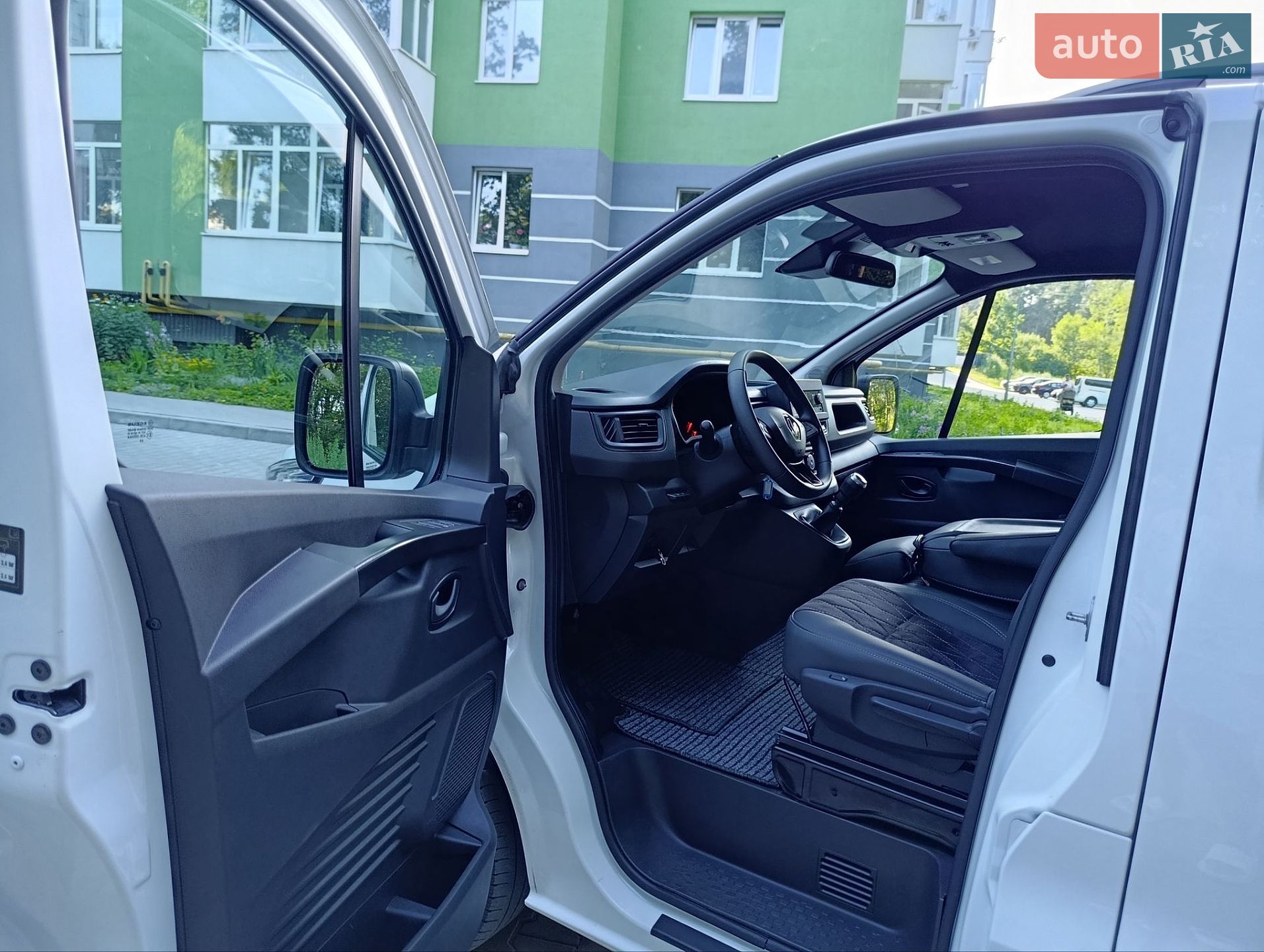 Renault Trafic 2023 VIN VF1FL000870260351 фото оголошення 35 з 71