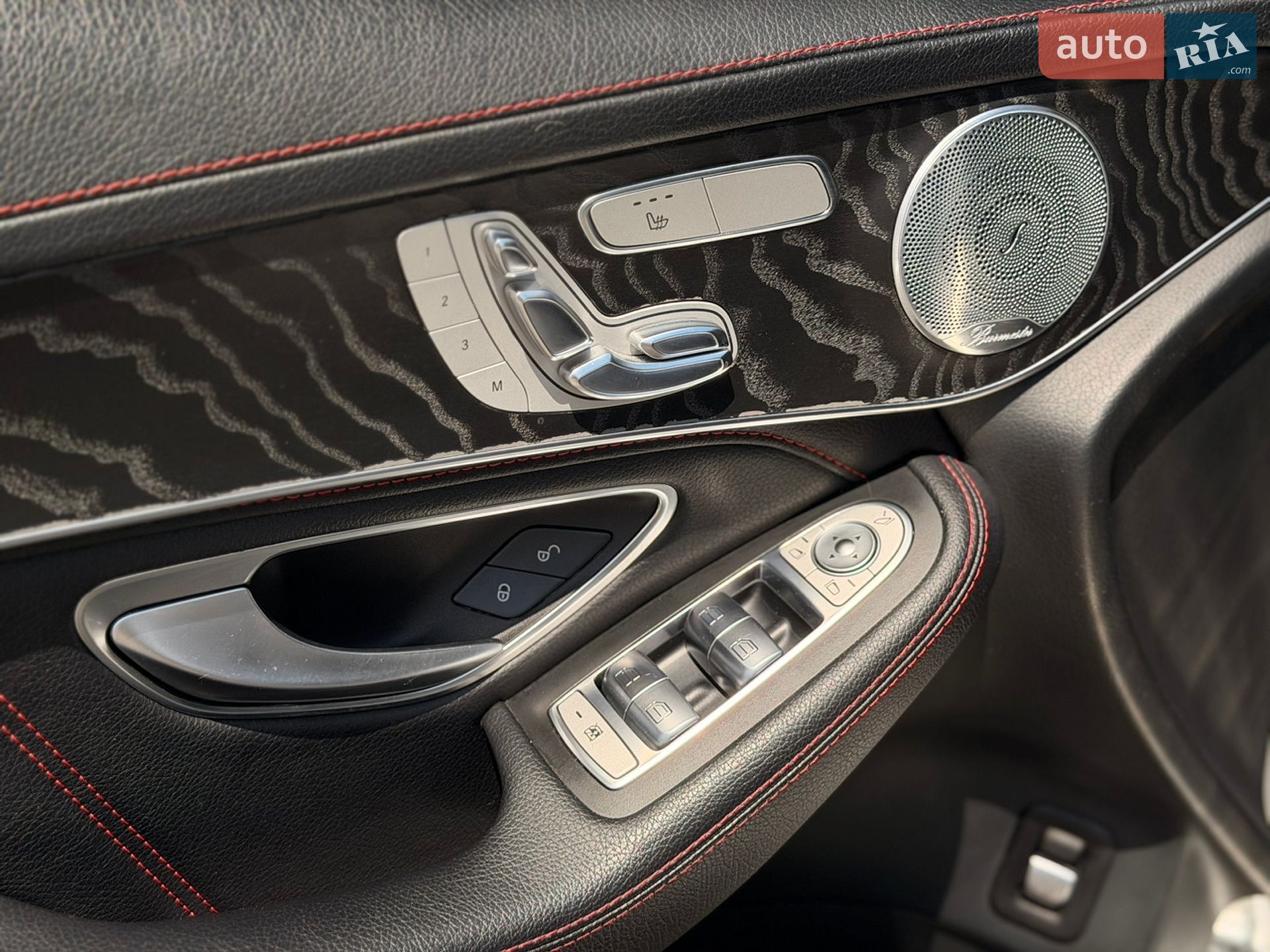 Mercedes-Benz GLC-Class 2016 VIN WDC0G6EB7HF199284 фото оголошення 21 з 48