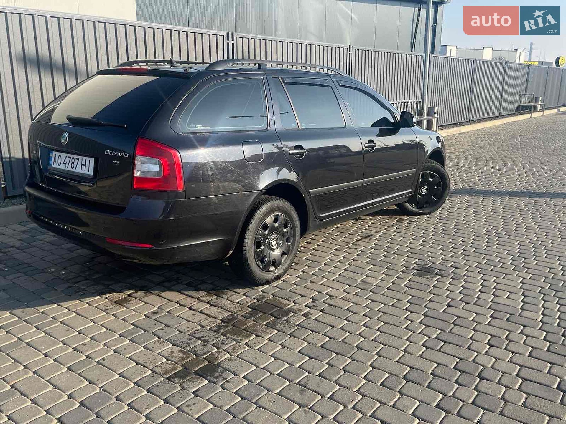 Skoda Octavia 2012 VIN TMBHT61Z9C2133181 фото оголошення 3 з 6