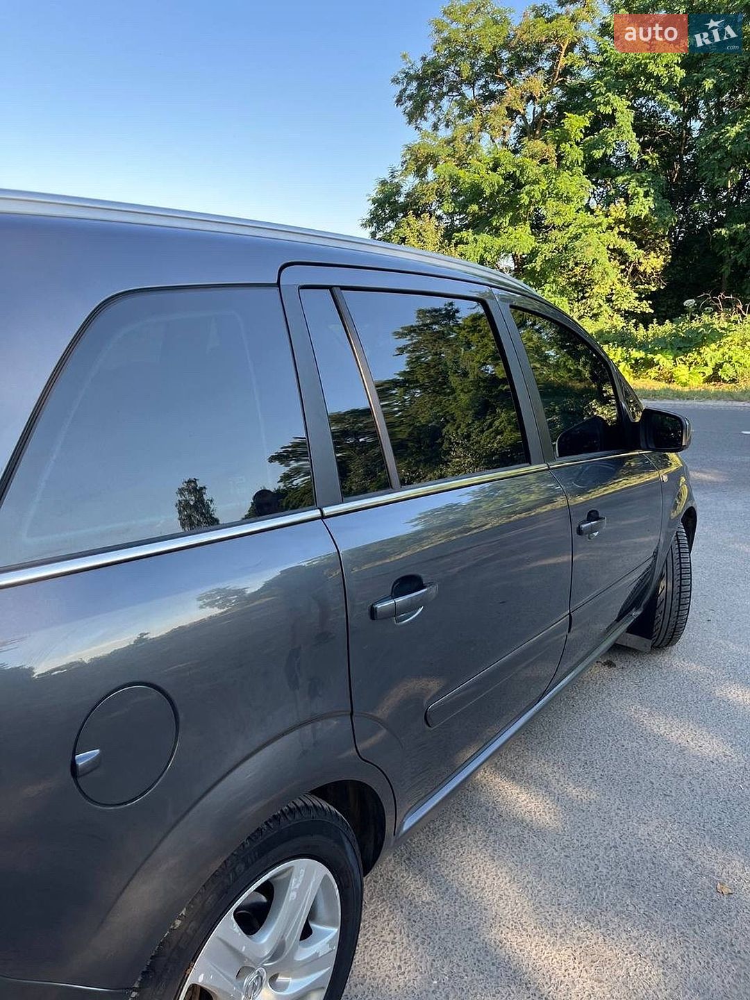Opel Zafira 2009 VIN W0L0AHM75AG018462 фото оголошення 10 з 11