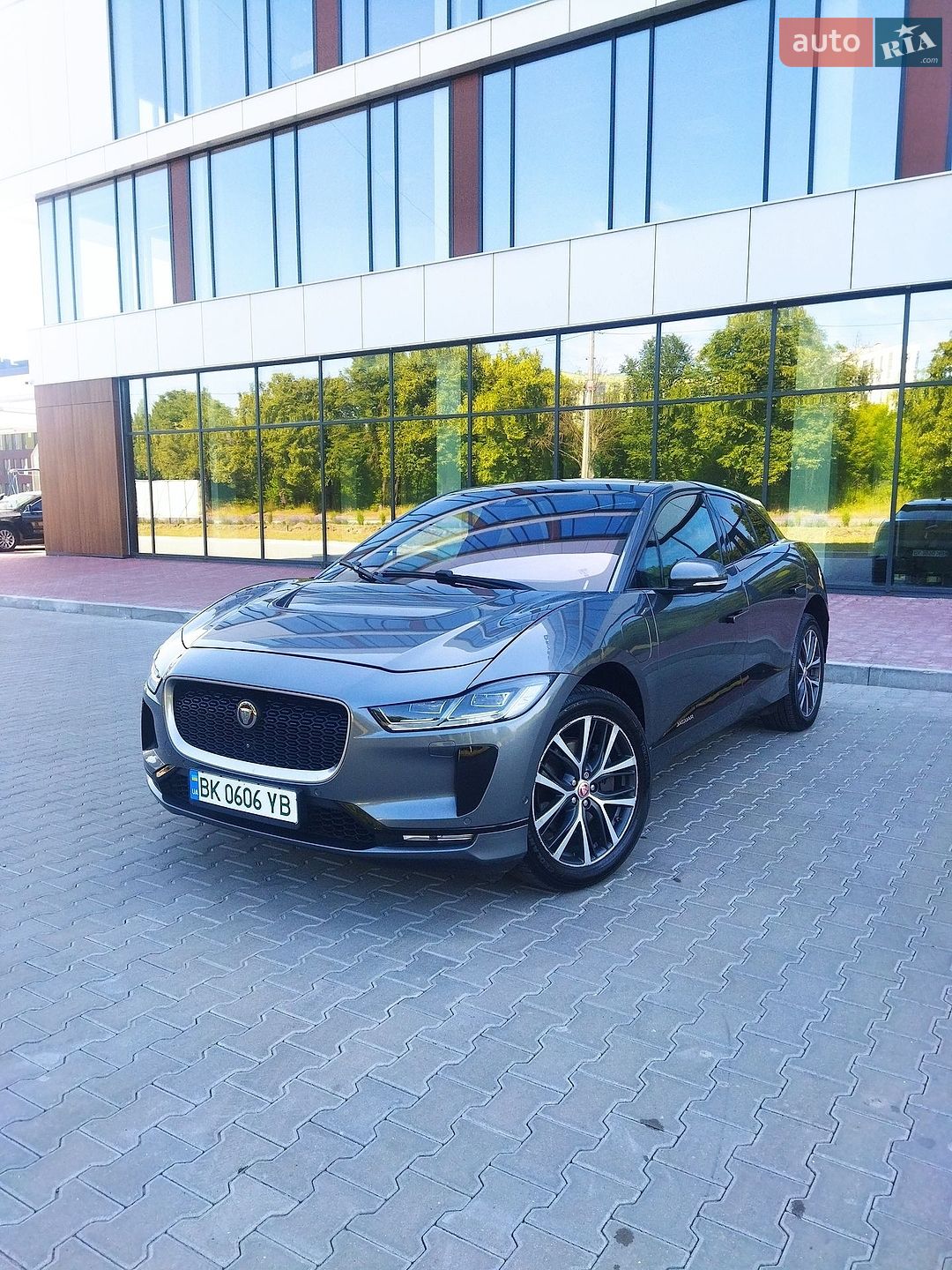 Jaguar I-Pace 2018 VIN SADHA2B11K1F68070 фото оголошення 3 з 14