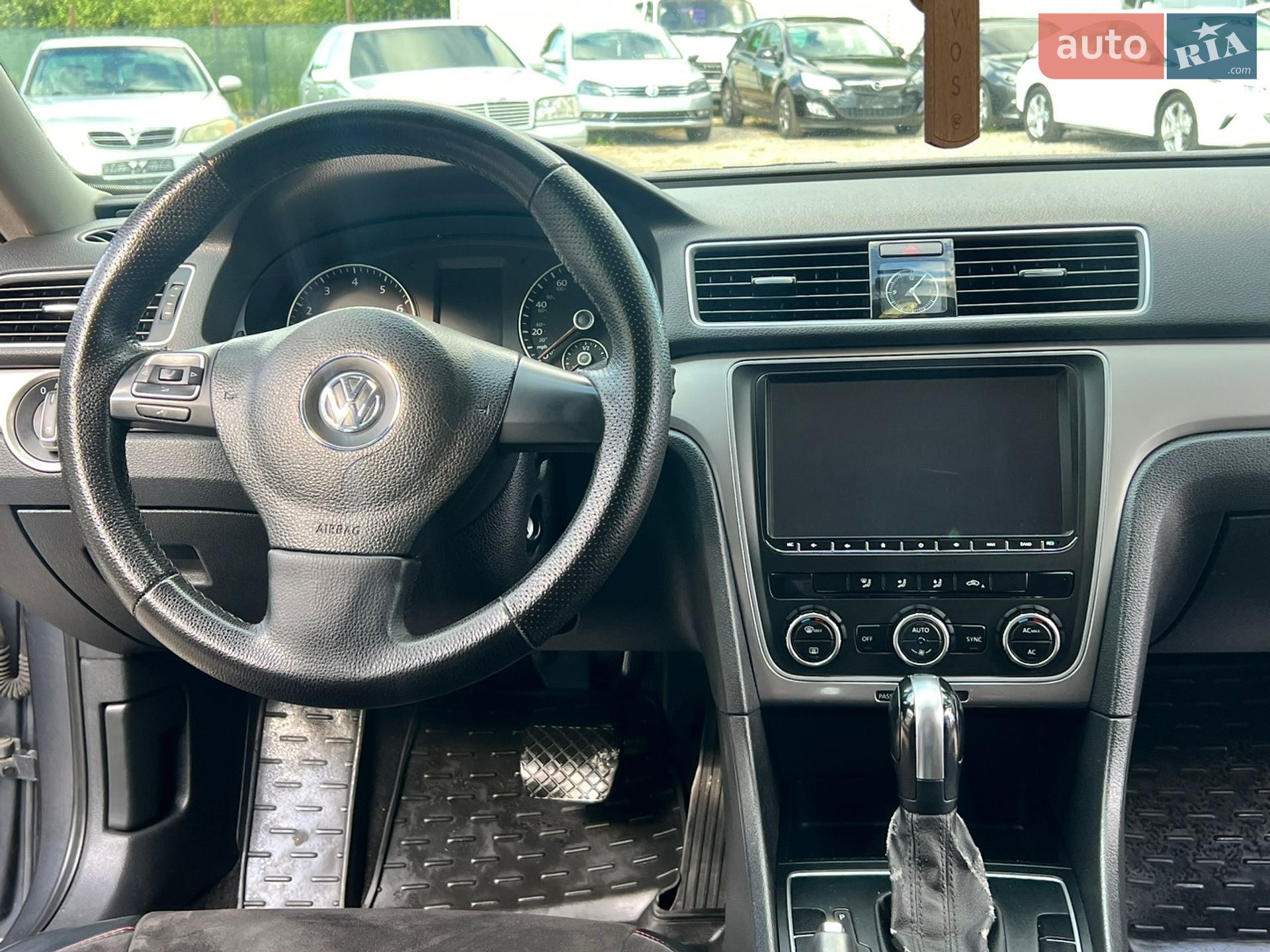 Volkswagen Passat 2012 VIN 1VWAP7A38CC050534 фото оголошення 15 з 26