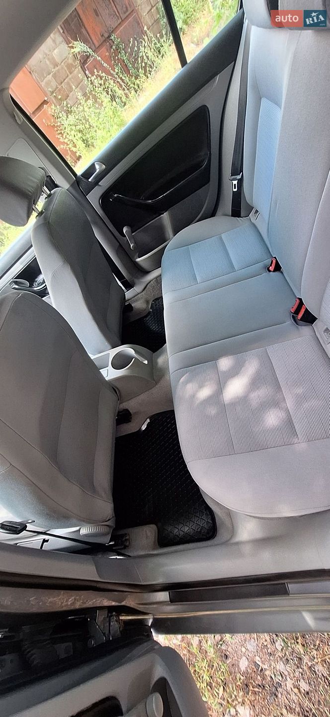 Volkswagen Golf 2005 VIN WVWZZZ1KZ6W065299 фото оголошення 14 з 25