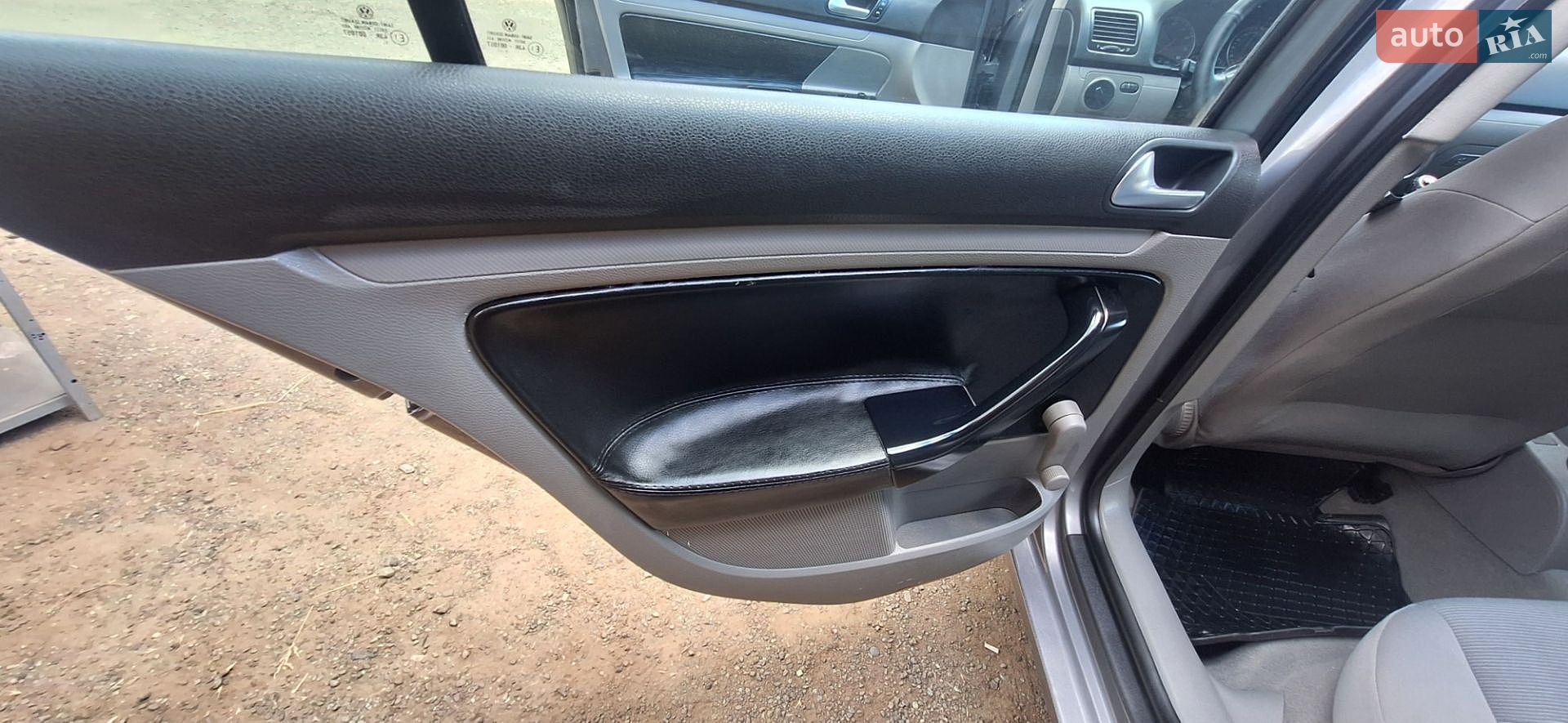 Volkswagen Golf 2005 VIN WVWZZZ1KZ6W065299 фото оголошення 20 з 25