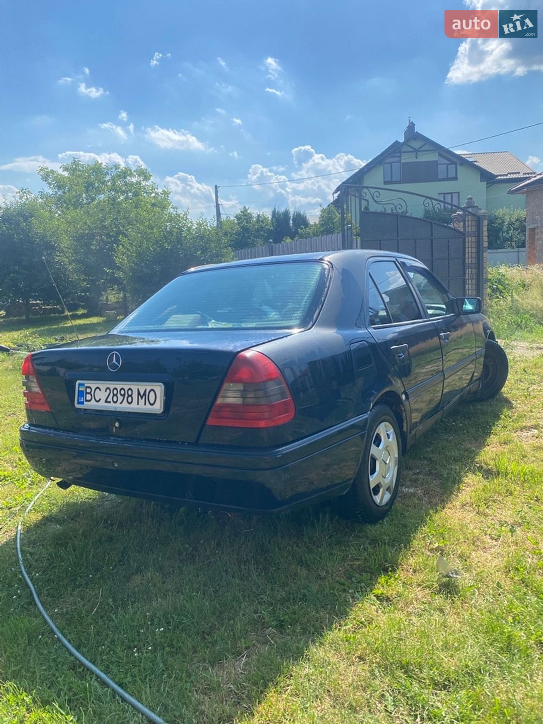 Mercedes-Benz C-Class 1996 VIN WDB2020181A407328 фото оголошення 2 з 8