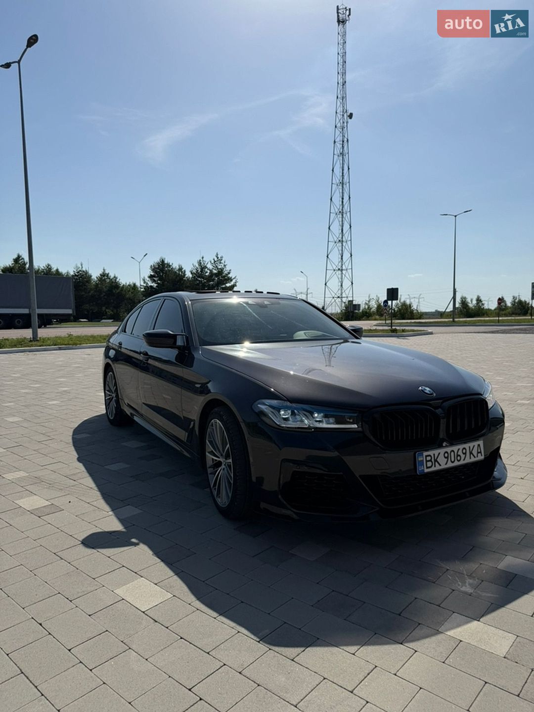 BMW 5 Series 2018 VIN WBAJA9C52JB249836 фото оголошення 6 з 48