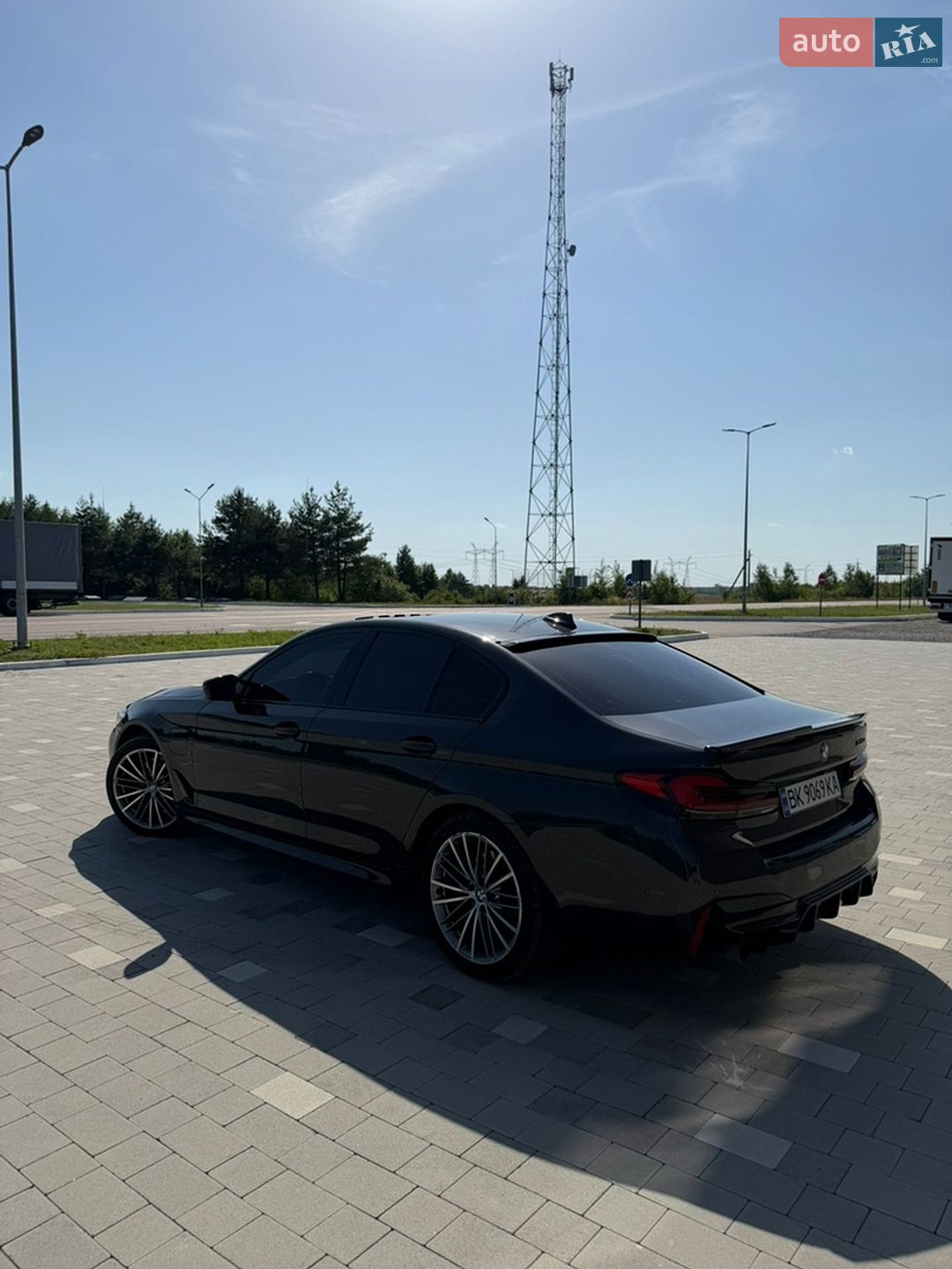 BMW 5 Series 2018 VIN WBAJA9C52JB249836 фото оголошення 21 з 48