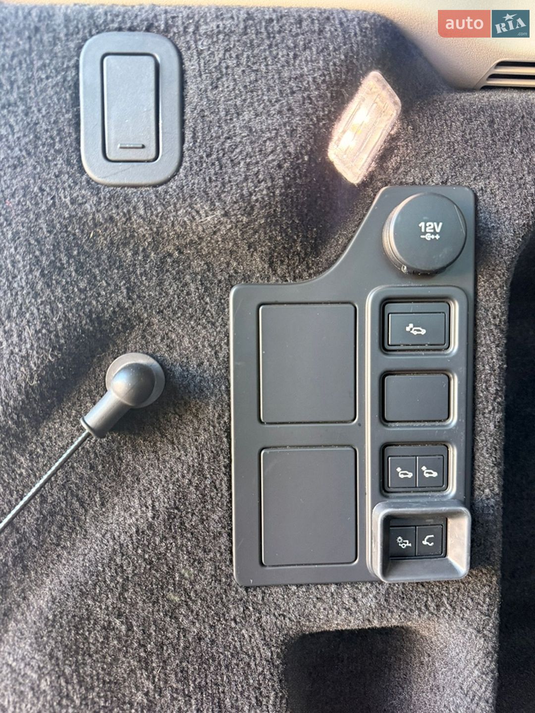 Land Rover Discovery 2019 VIN SALRA2BK2K2414136 фото оголошення 73 з 81