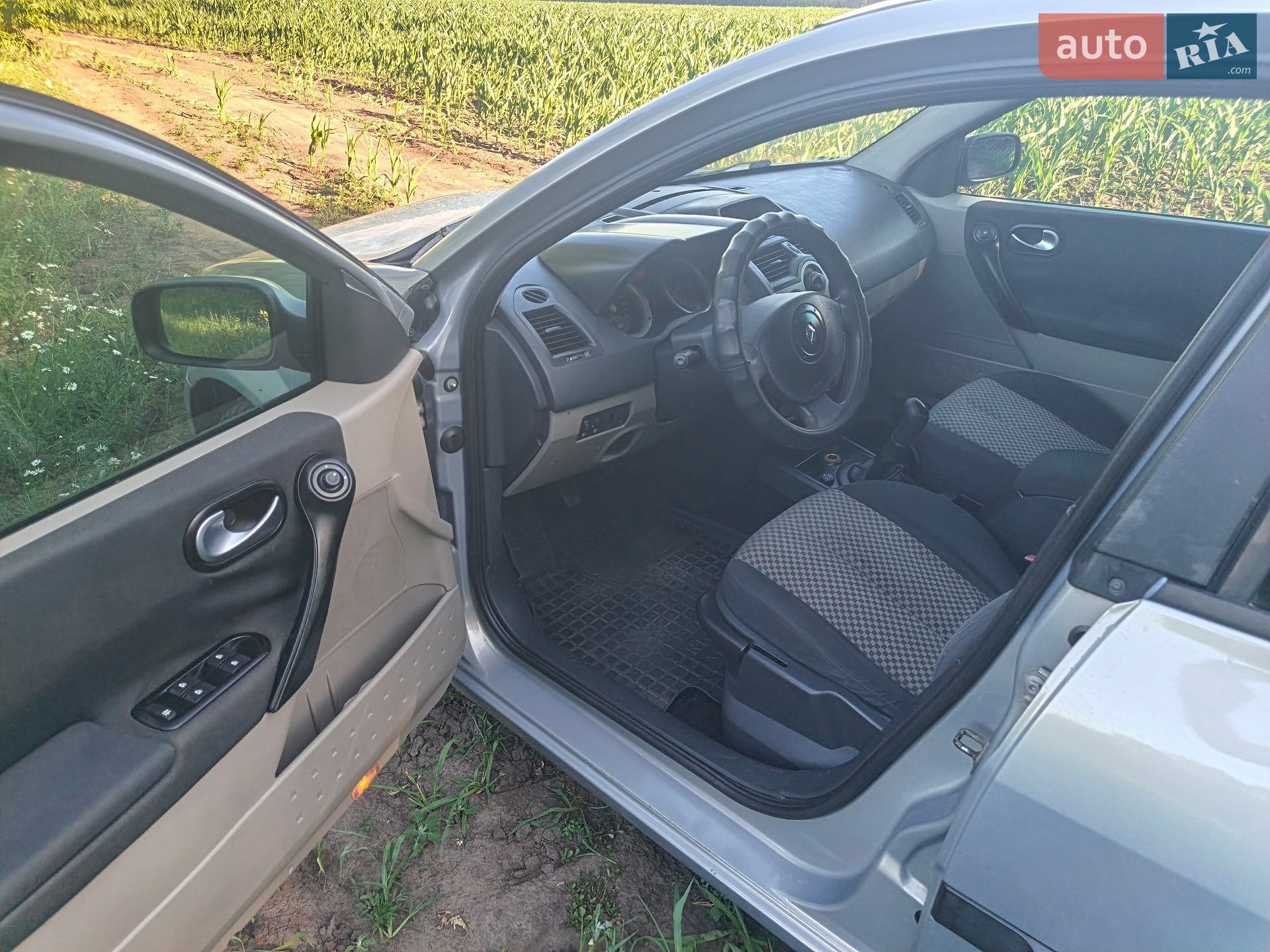 Renault Megane 2004 VIN VF1BM0J0H31500910 фото оголошення 7 з 18