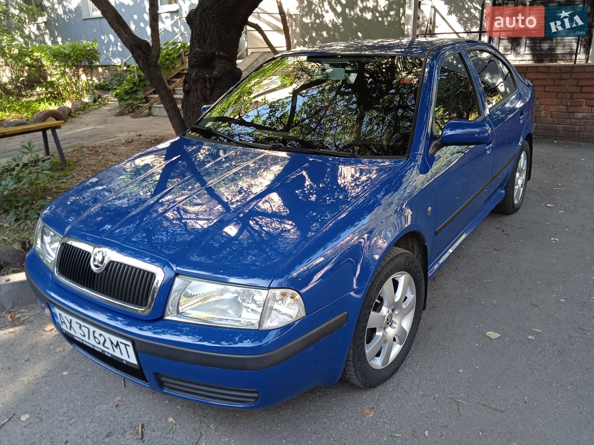 Skoda Octavia 2009 VIN TMBDX21U3A8831098 фото оголошення 2 з 18
