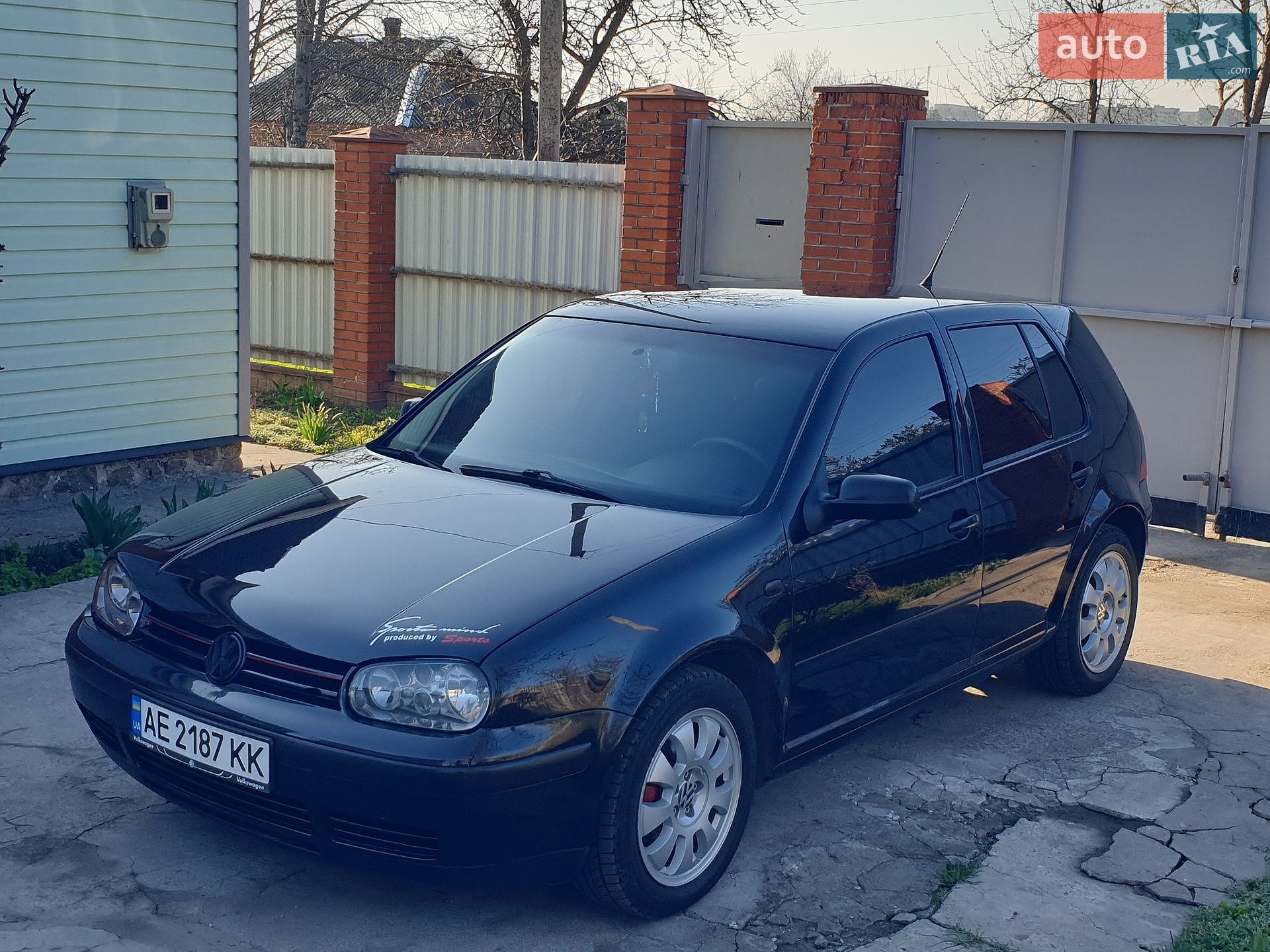 Volkswagen Golf 1999 VIN WVWZZZ1JZXW685041 фото оголошення 2 з 10