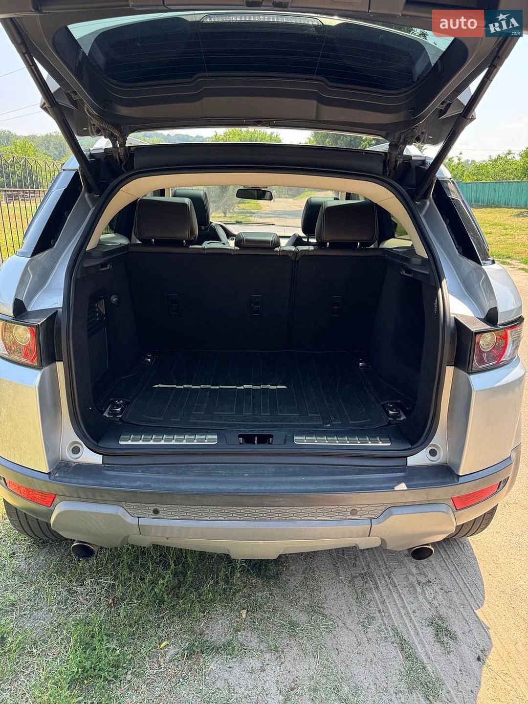 Land Rover Range Rover Evoque 2015 VIN SALVV2BGXFH076339 фото оголошення 4 з 14