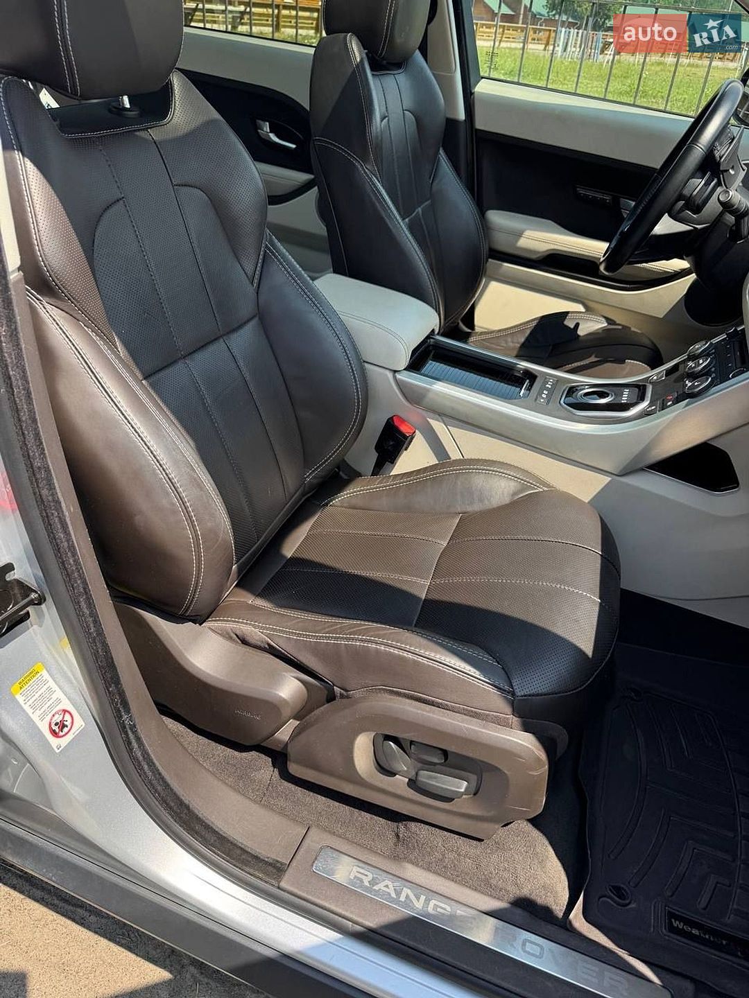 Land Rover Range Rover Evoque 2015 VIN SALVV2BGXFH076339 фото оголошення 8 з 14