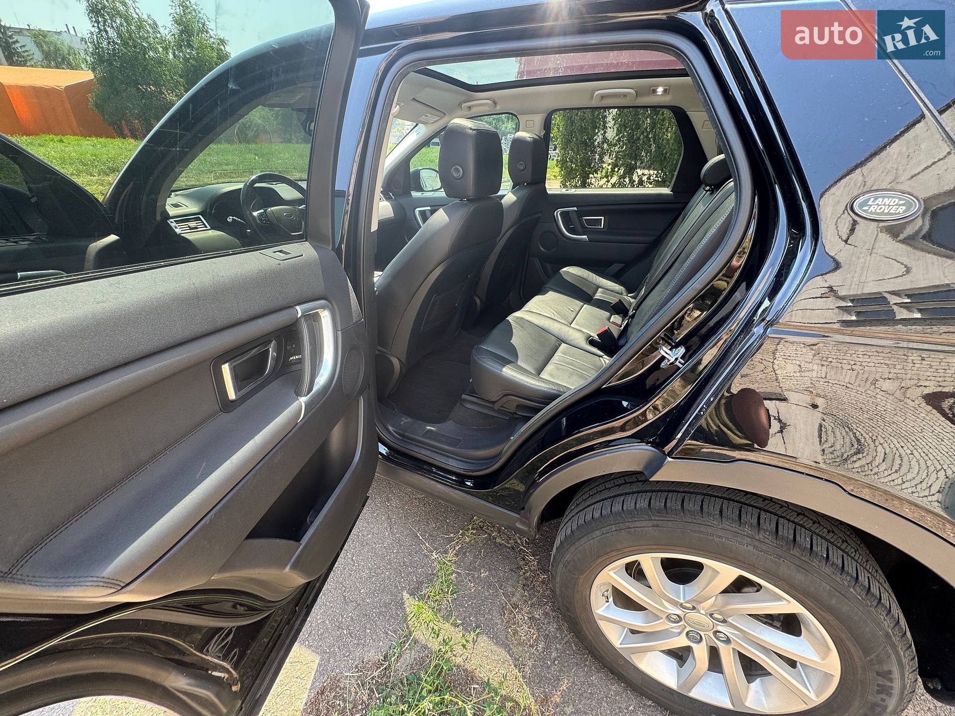 Land Rover Discovery Sport 2018 VIN SALCR2RX8JH760350 фото оголошення 16 з 21