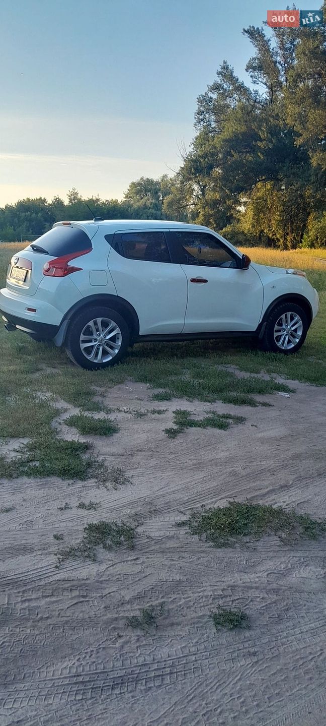 Nissan Juke 2010 VIN JN8AF5MR7BT003119 фото оголошення 4 з 19