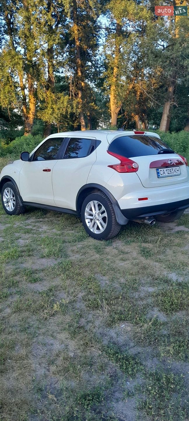 Nissan Juke 2010 VIN JN8AF5MR7BT003119 фото оголошення 2 з 19