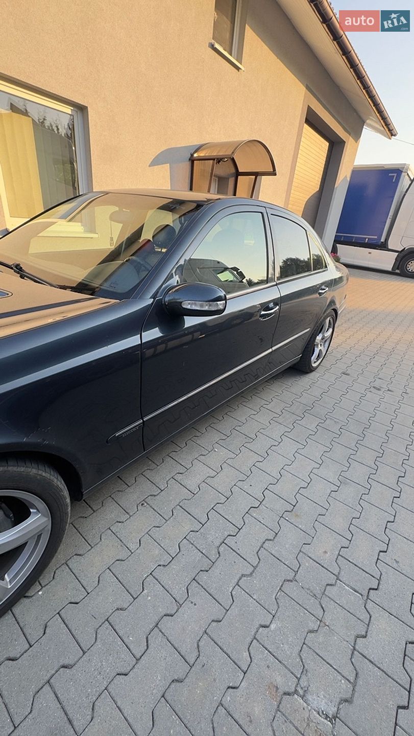 Mercedes-Benz E-Class 2003 VIN WDB2110261A255631 фото оголошення 3 з 14
