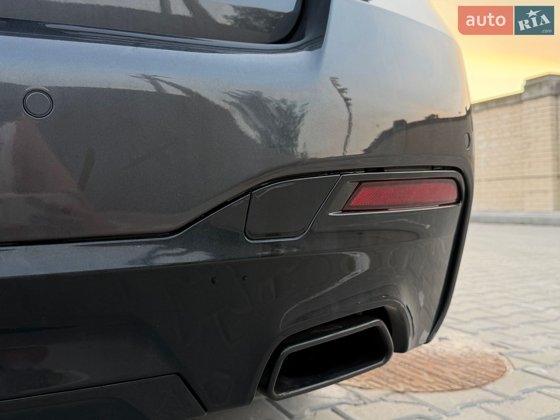 BMW 5 Series 2019 VIN WBAJB1C54KB376992 фото оголошення 14 з 45
