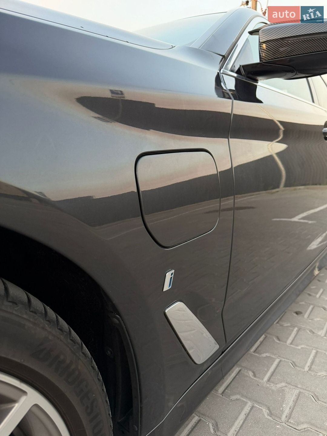 BMW 5 Series 2019 VIN WBAJB1C54KB376992 фото оголошення 32 з 45
