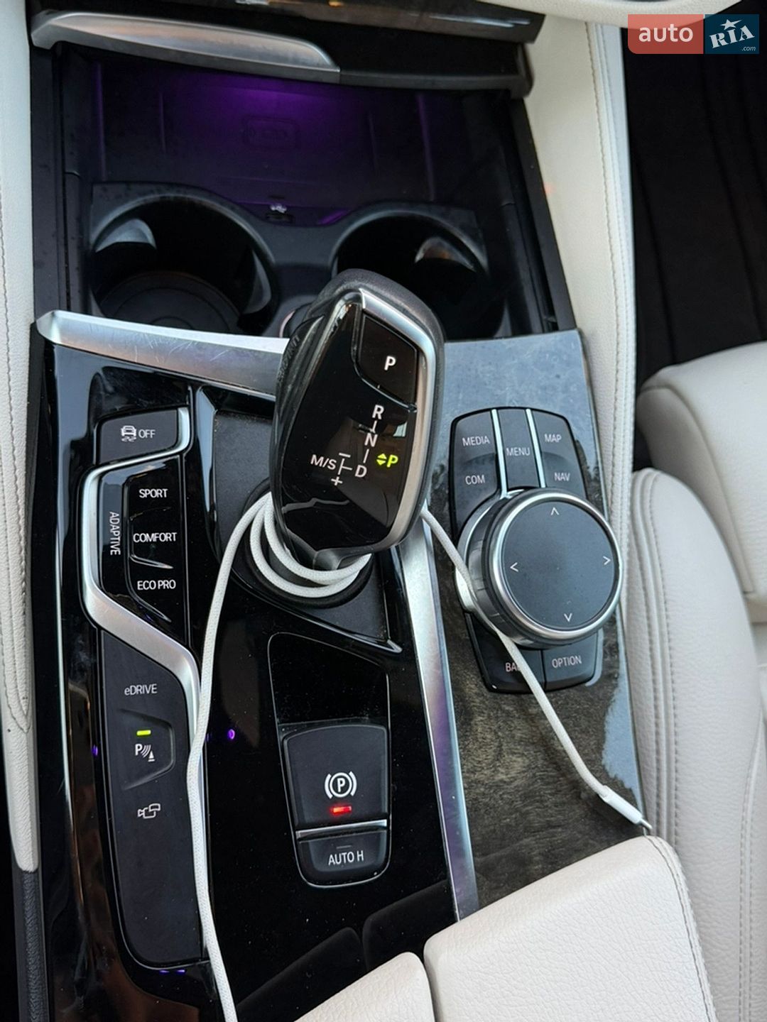 BMW 5 Series 2019 VIN WBAJB1C54KB376992 фото оголошення 42 з 45
