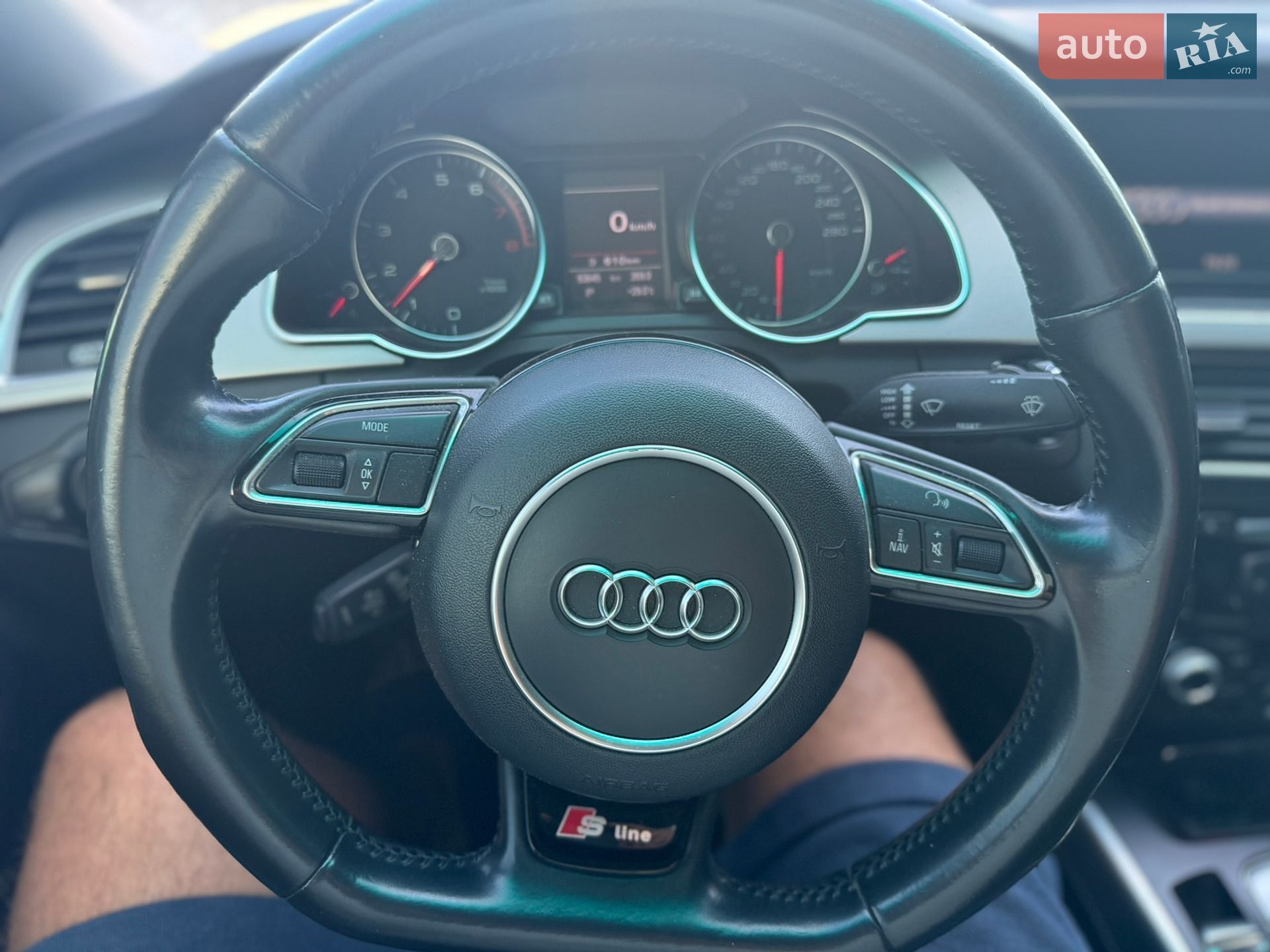 Audi A5 2014 VIN WAUCFAFR8EA072456 фото оголошення 8 з 10