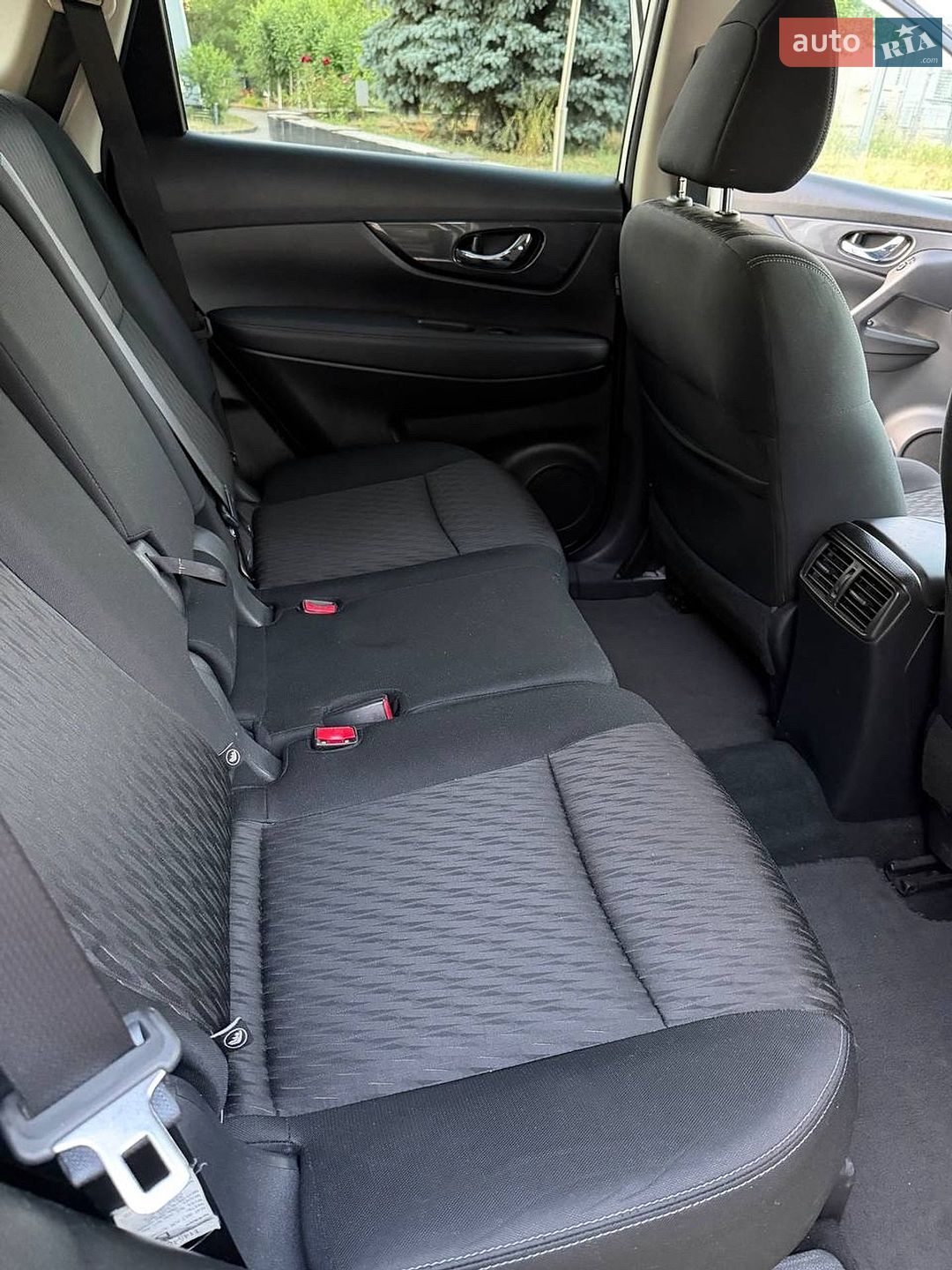 Nissan Rogue 2019 VIN KNMAT2MV5KP539429 фото оголошення 6 з 14